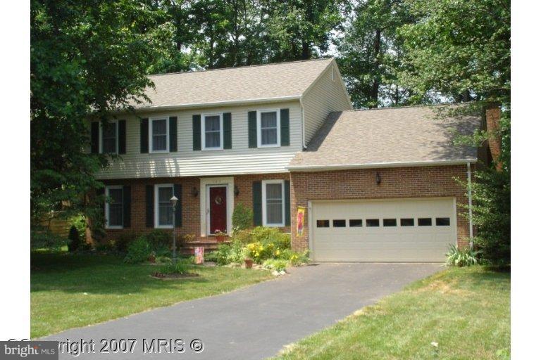 HERITAGE OAKS - Residential