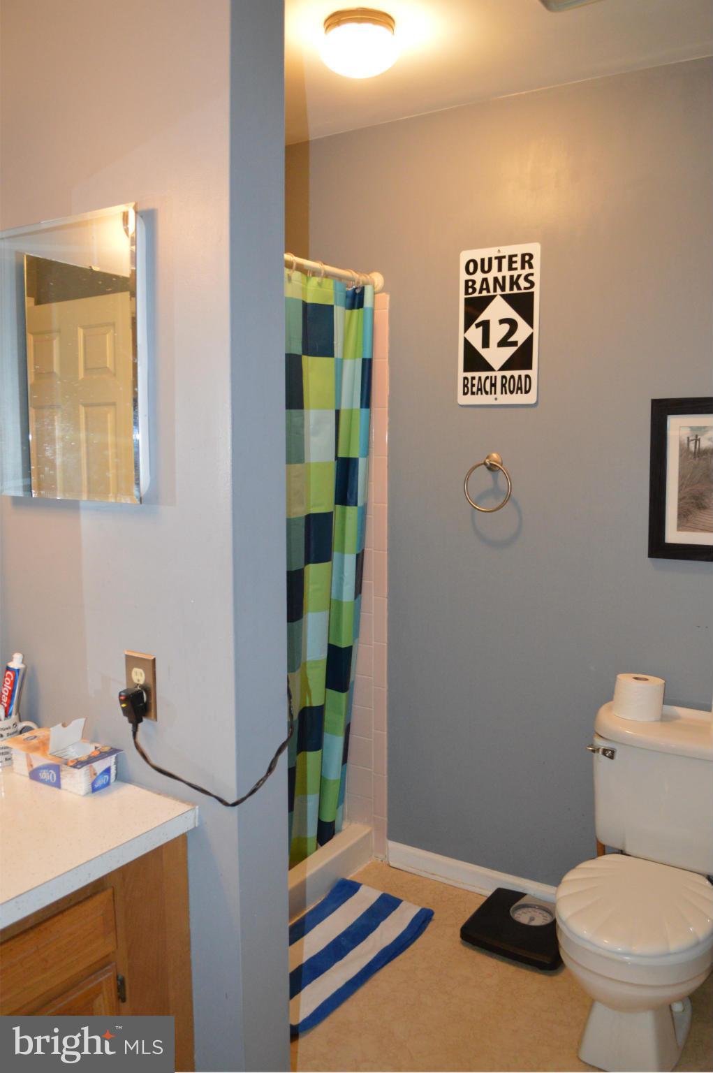 HERITAGE OAKS - Residential