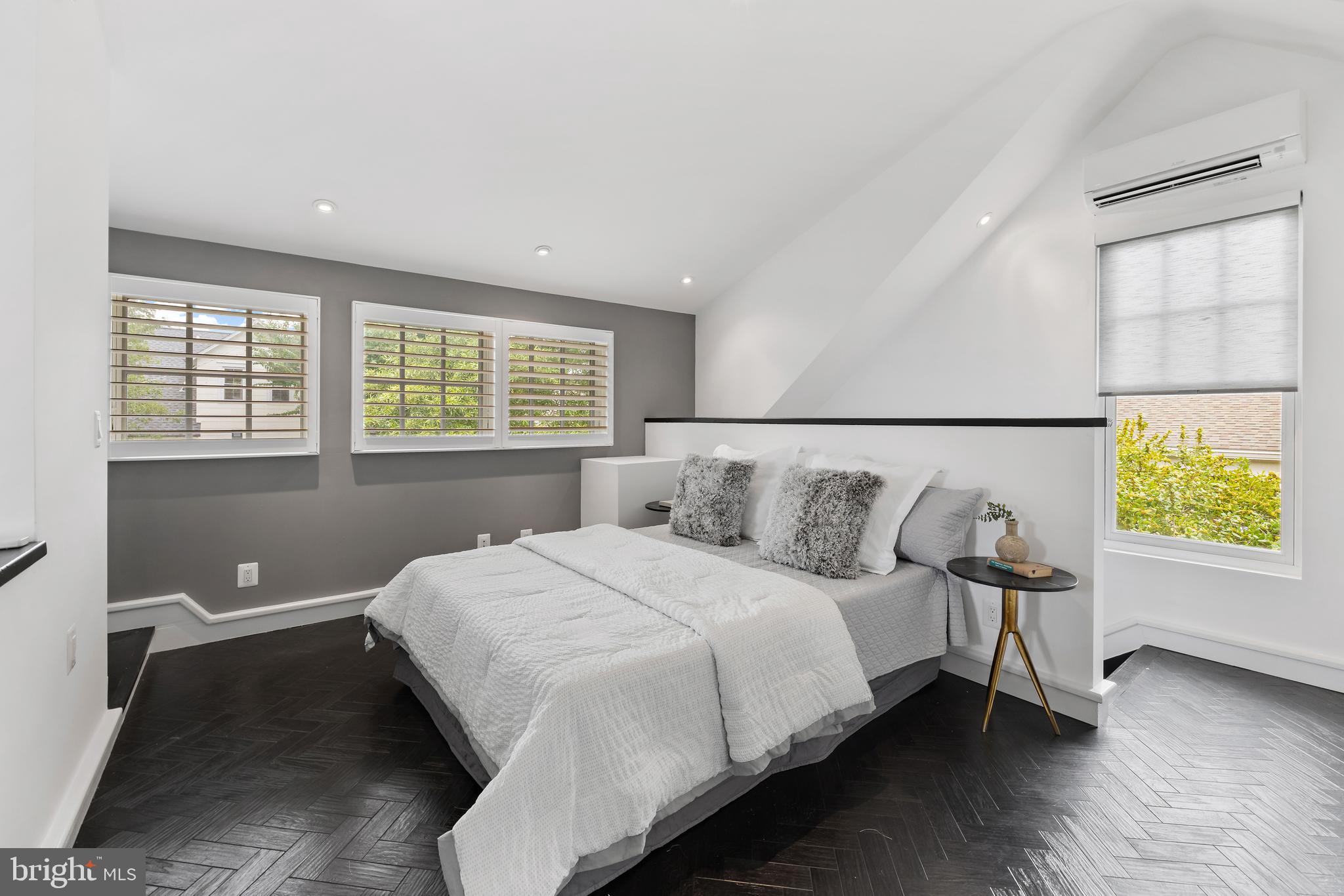 EASTPORT - Residential