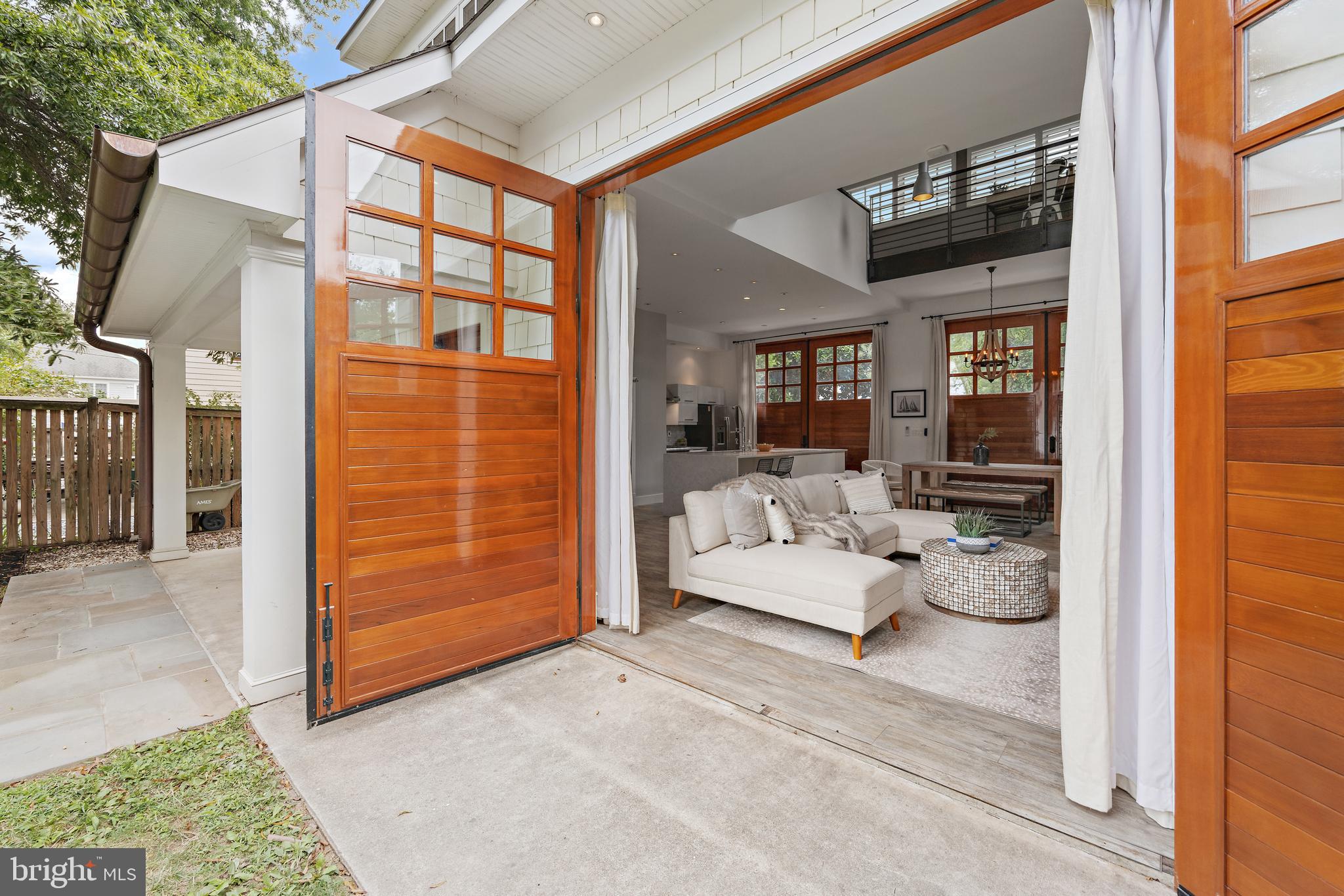 EASTPORT - Residential