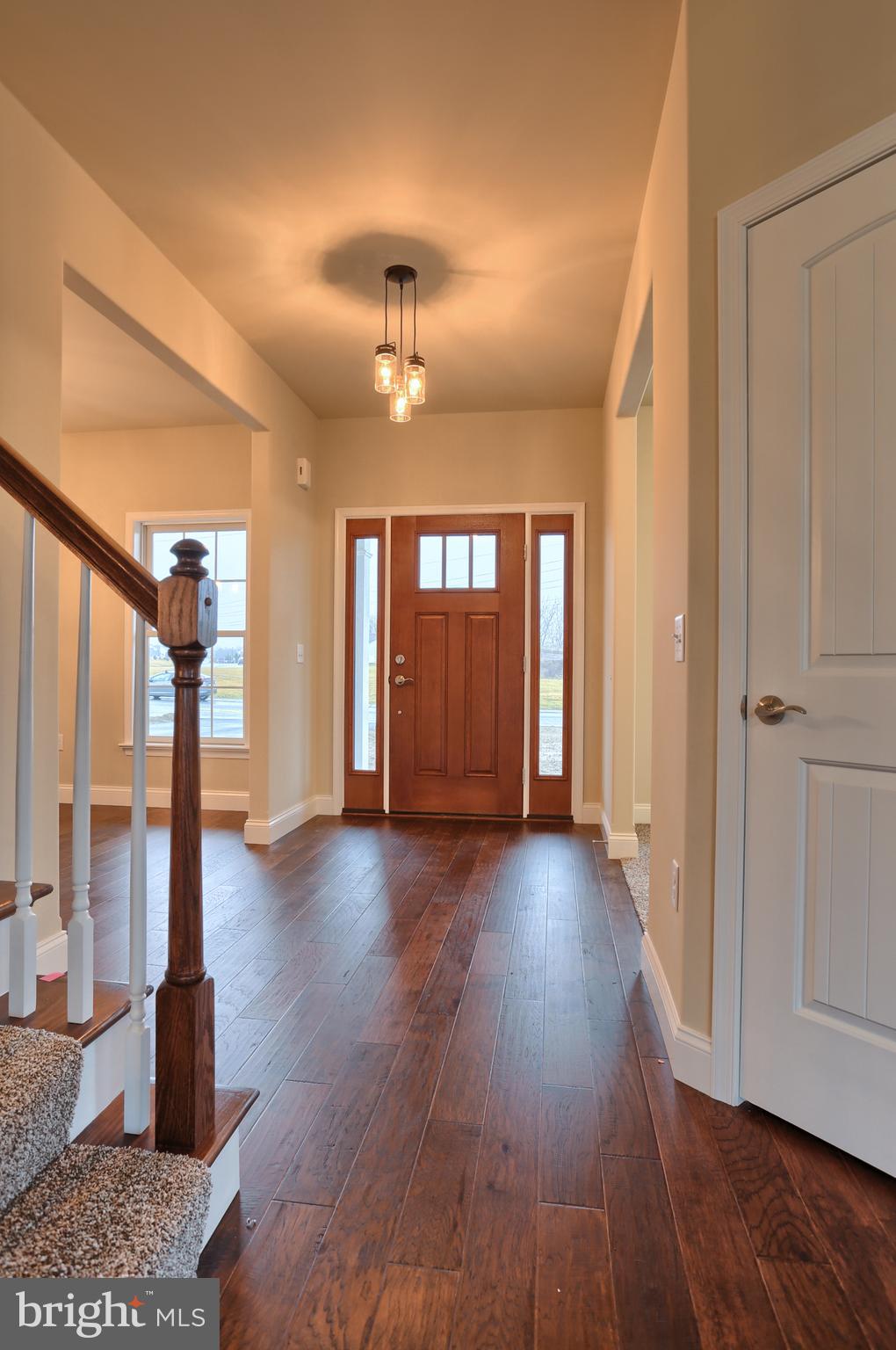 026 ROLLING MEADOW RD