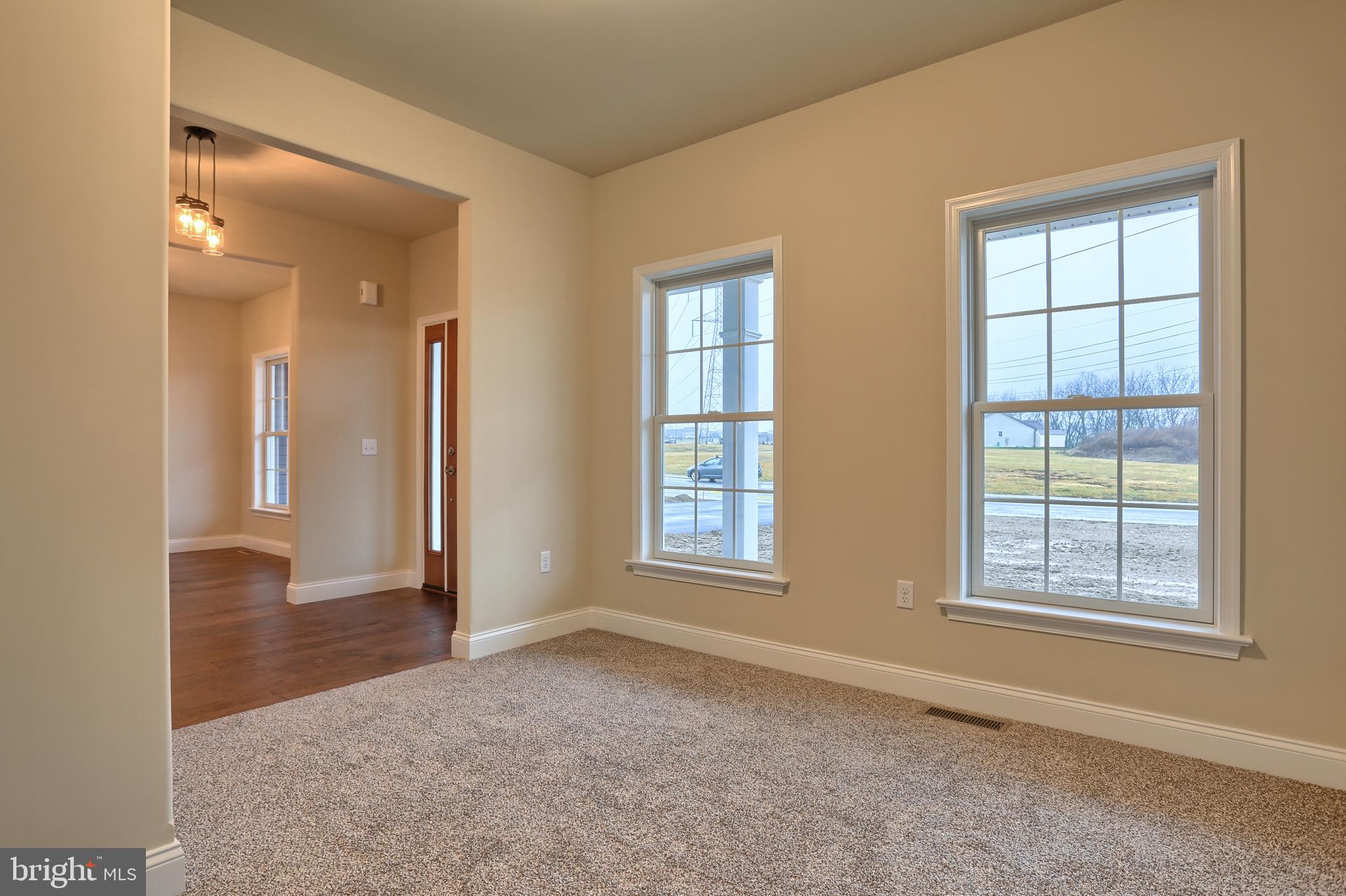 026 ROLLING MEADOW RD