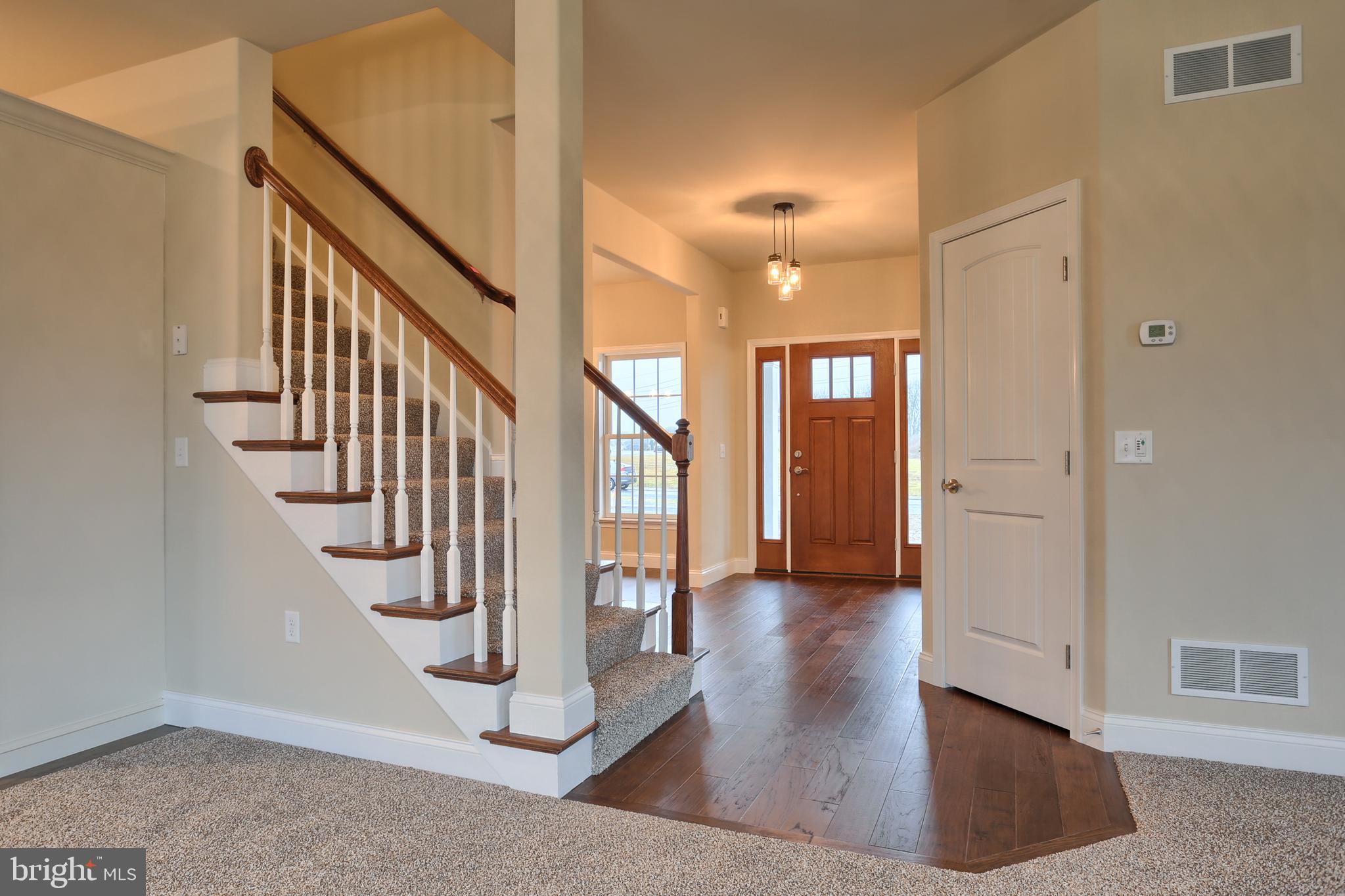 026 ROLLING MEADOW RD