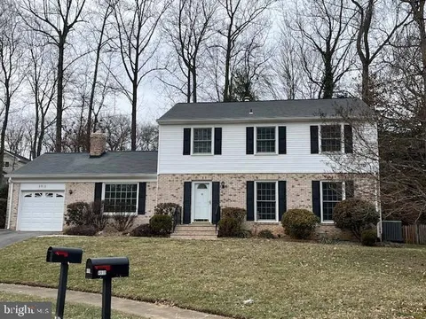 4916 Gloxinia Court, Annandale, VA MLS: VAFX2225064