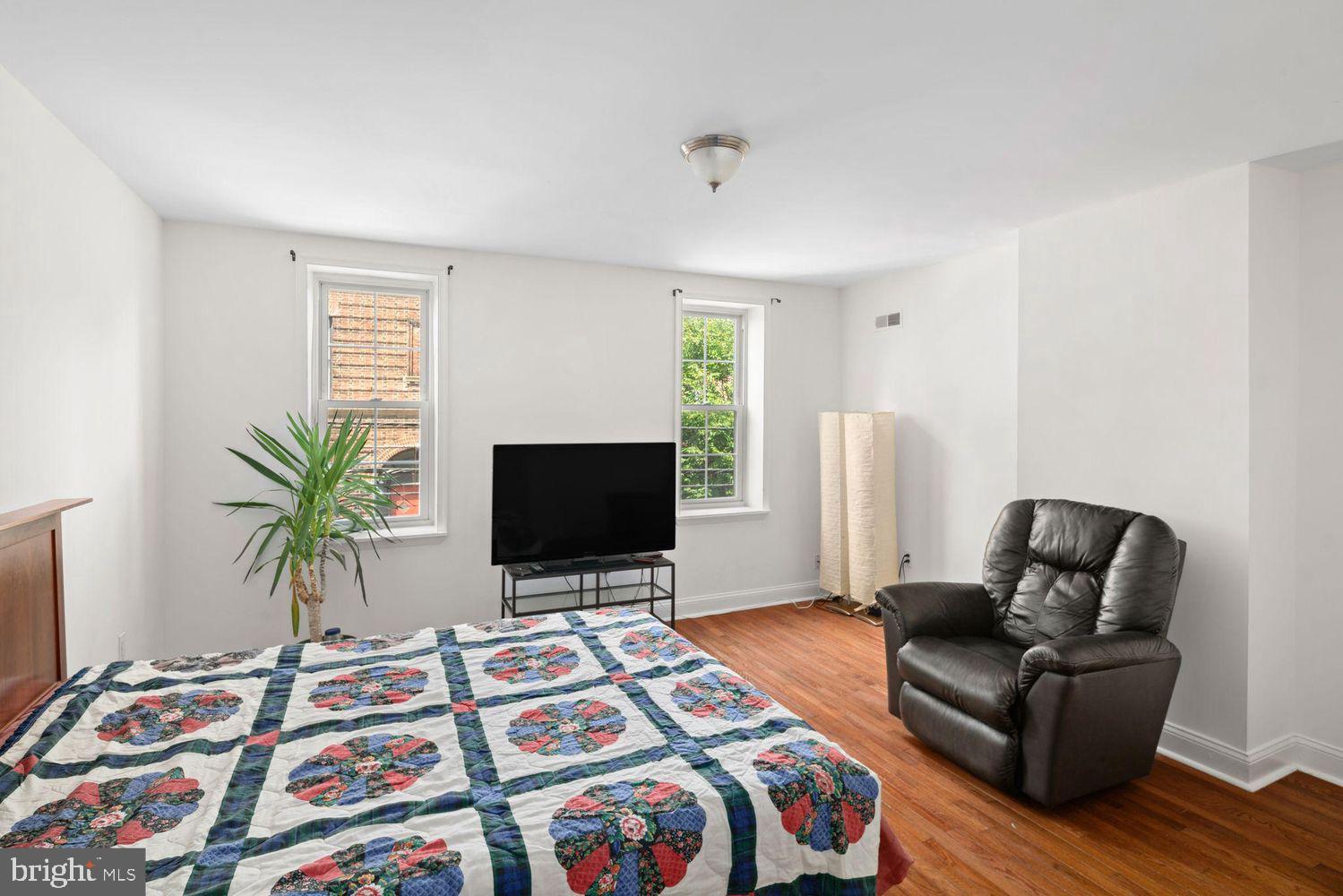 GRADUATE HOSPITAL - Residential