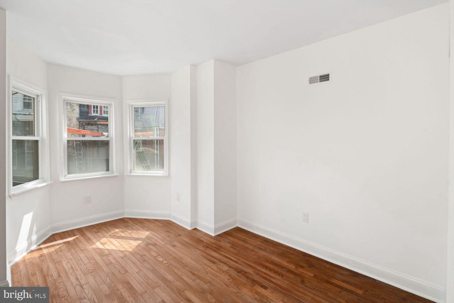 GRADUATE HOSPITAL - Residential