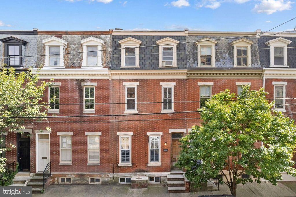 Photo of 2320 Fitzwater Street, PHILADELPHIA, PA 19146 (MLS # PAPH2575522)