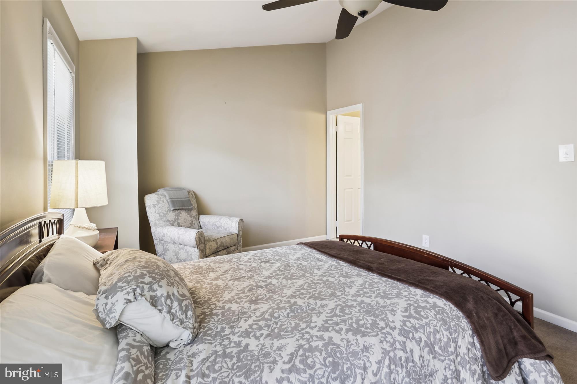 GROSVENOR PARK - Residential Lease