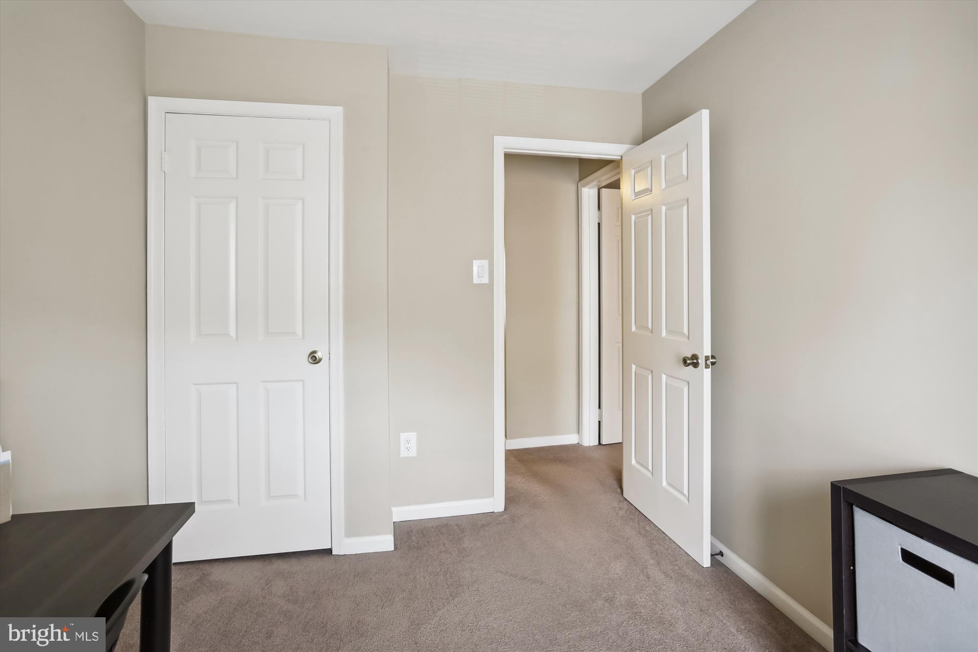 GROSVENOR PARK - Residential Lease