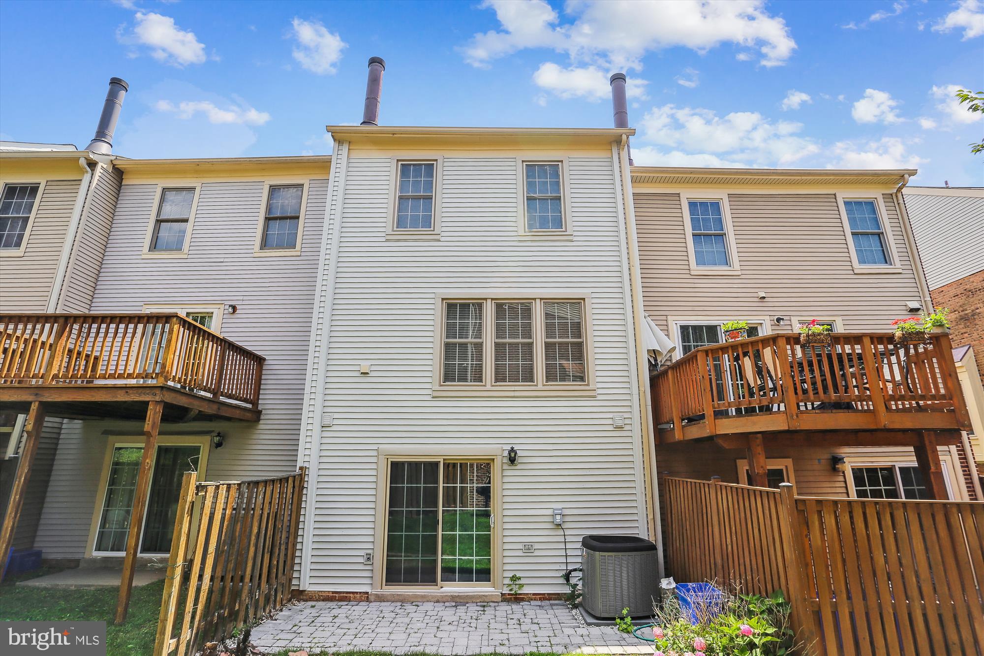 GROSVENOR PARK - Residential Lease