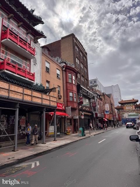 125 N 10TH STREET PHILADELPHIA PA 19107