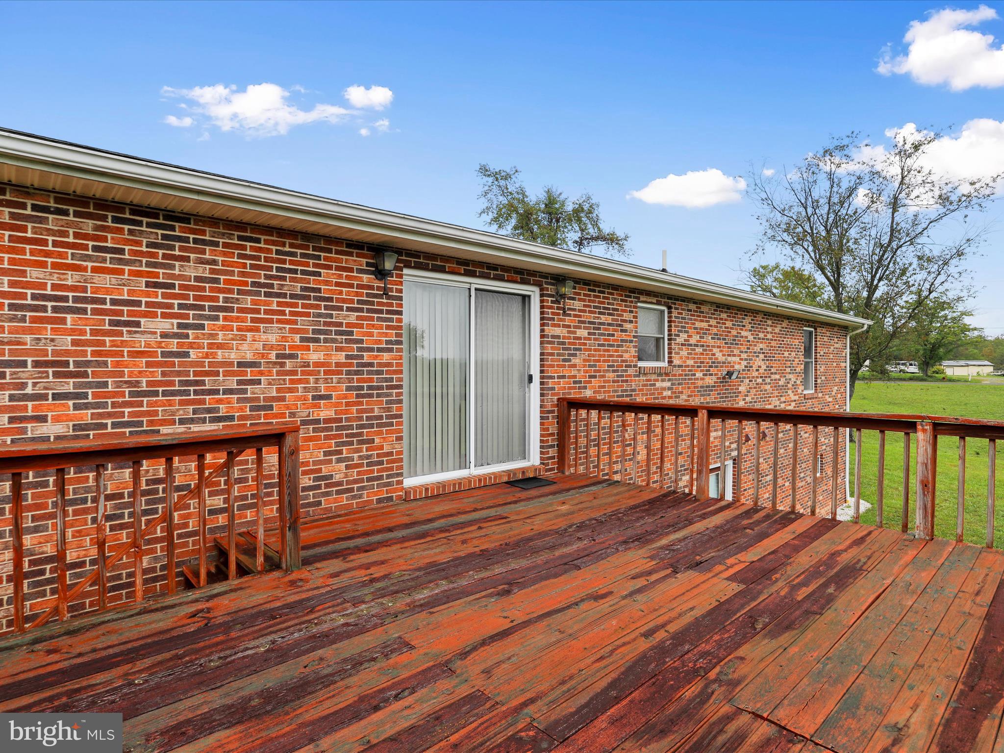 SPRING MEADOWS - Residential