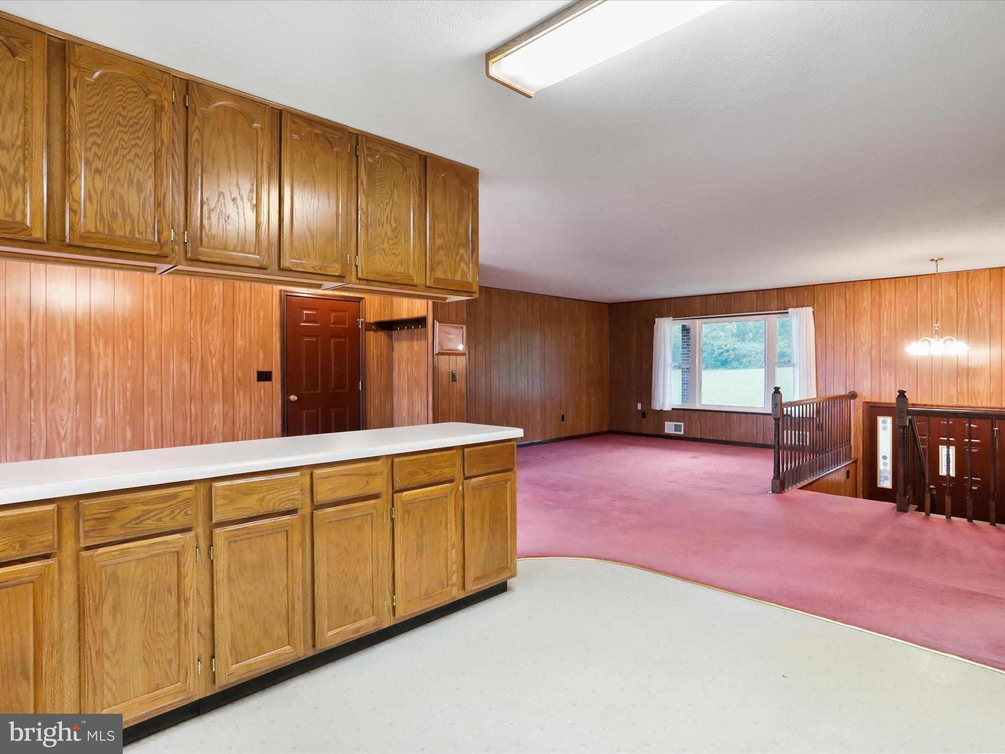 SPRING MEADOWS - Residential