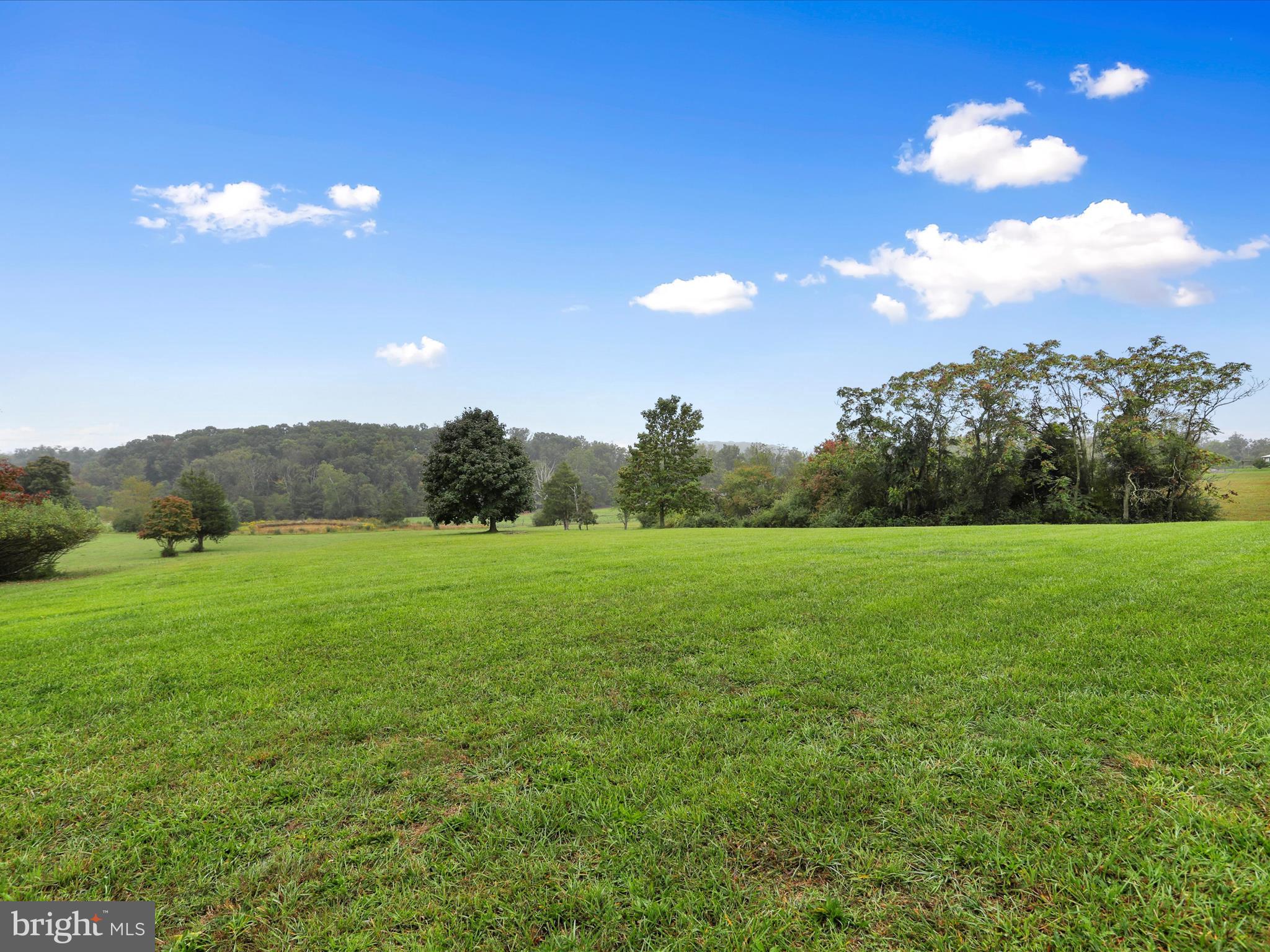 SPRING MEADOWS - Residential