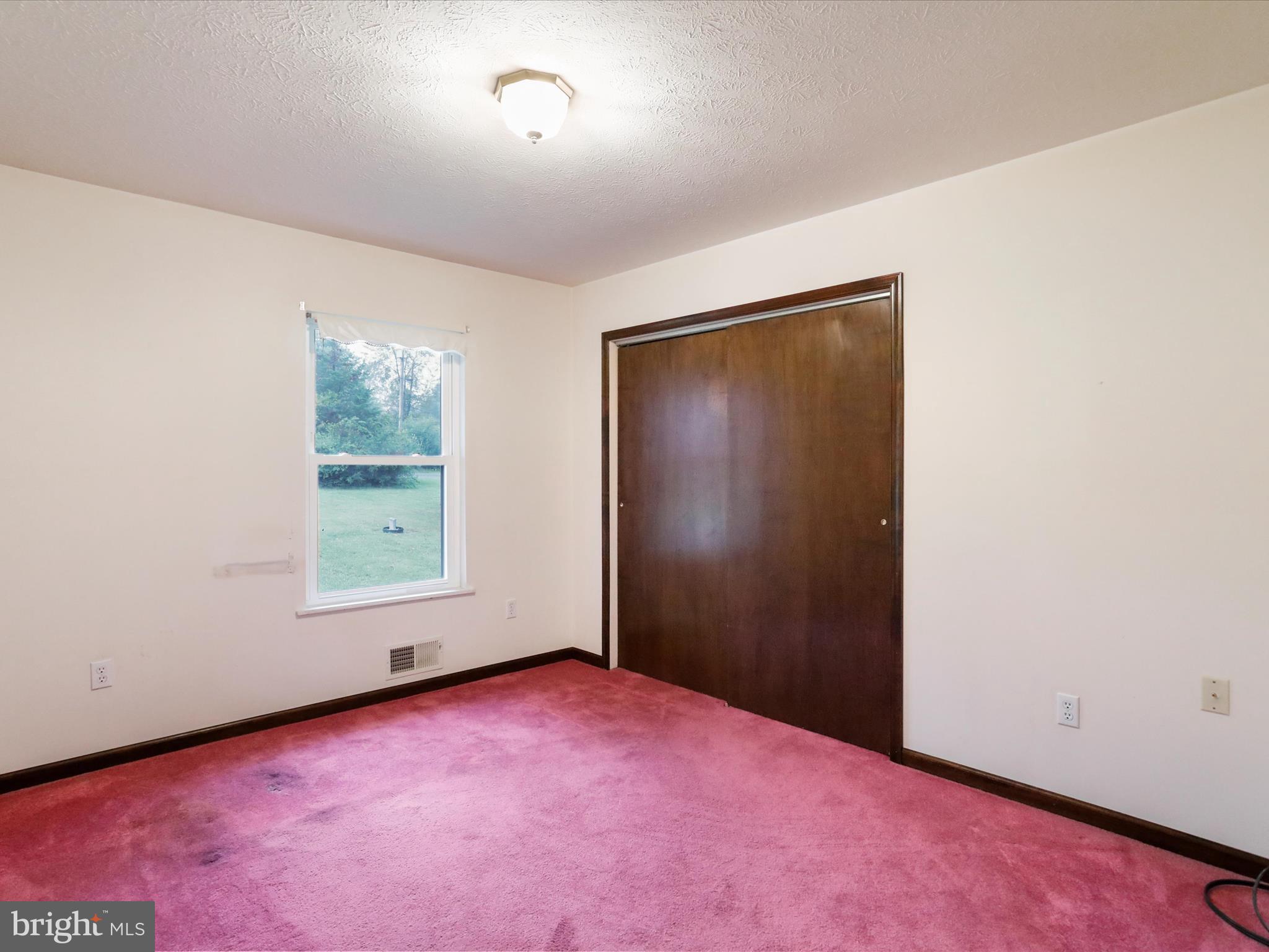 SPRING MEADOWS - Residential