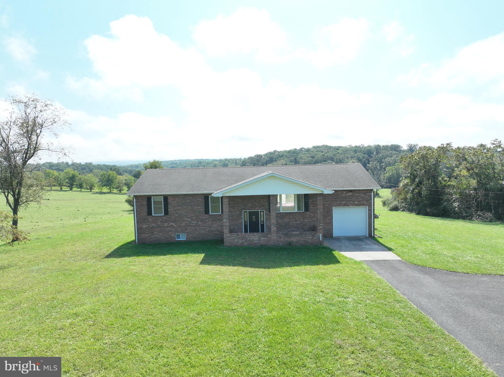 SPRING MEADOWS - Residential