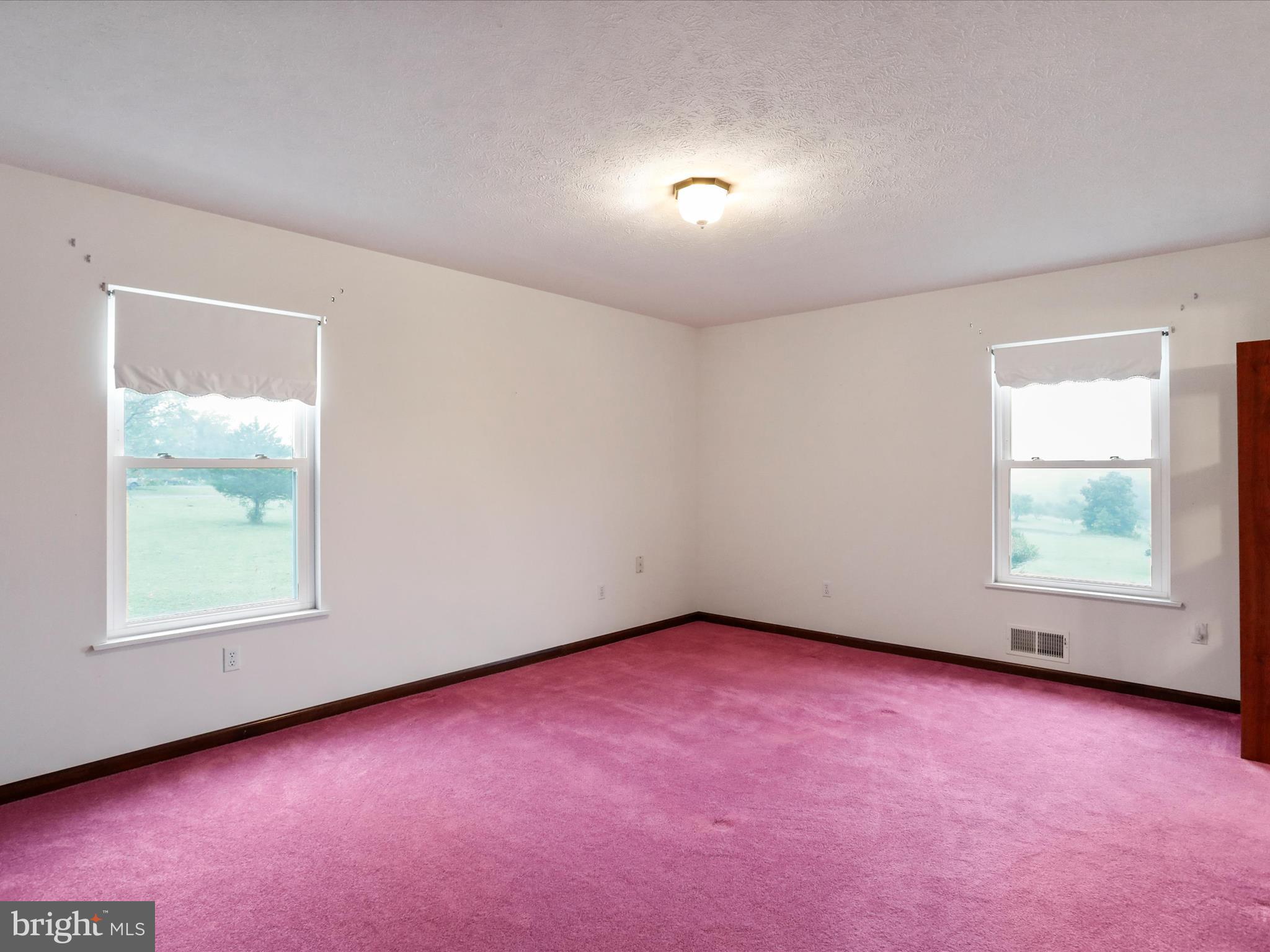 SPRING MEADOWS - Residential