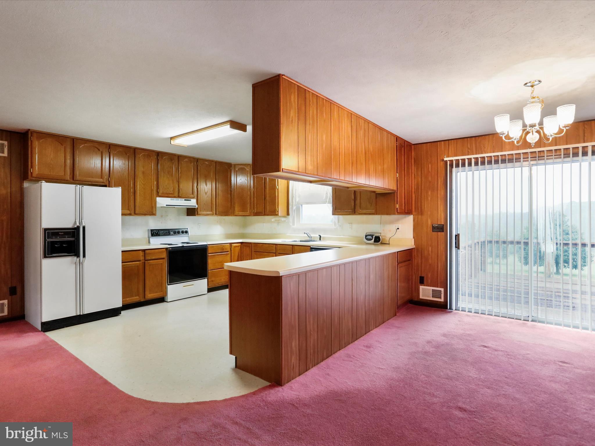 SPRING MEADOWS - Residential