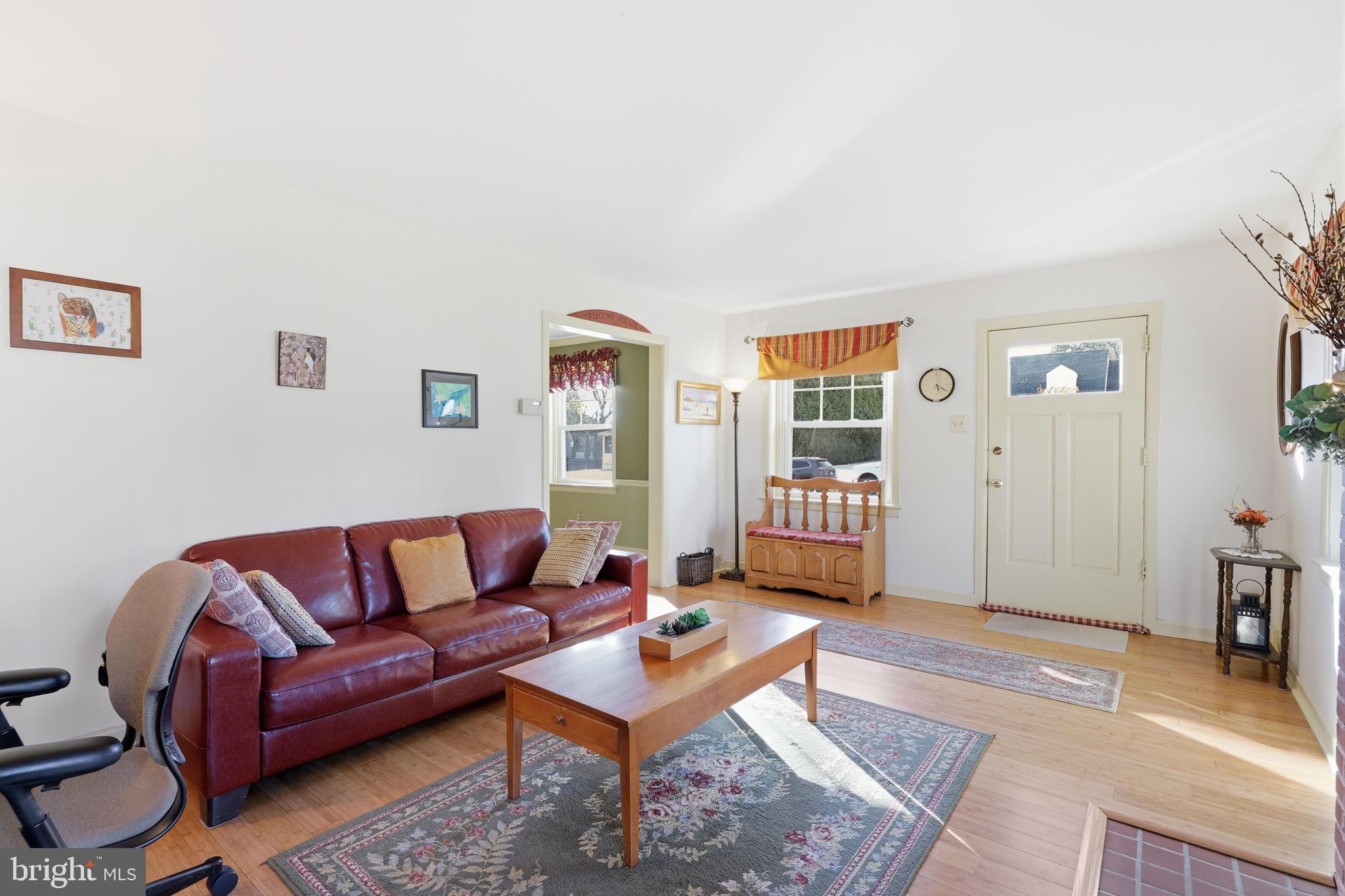 SOUTHAMPTON HGHTS - Residential