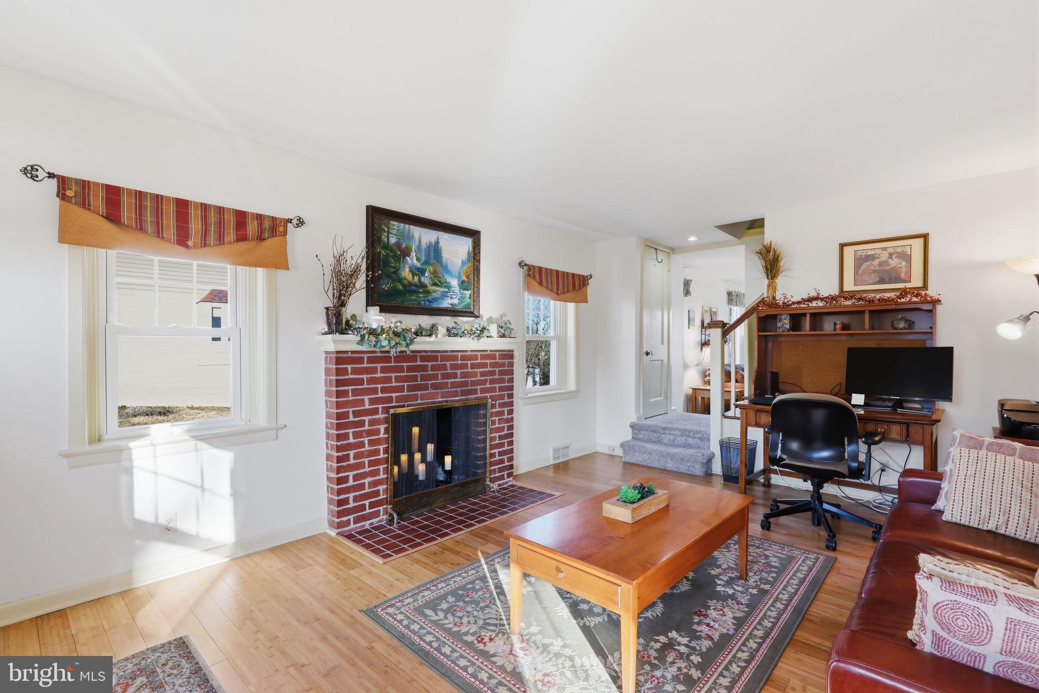 SOUTHAMPTON HGHTS - Residential