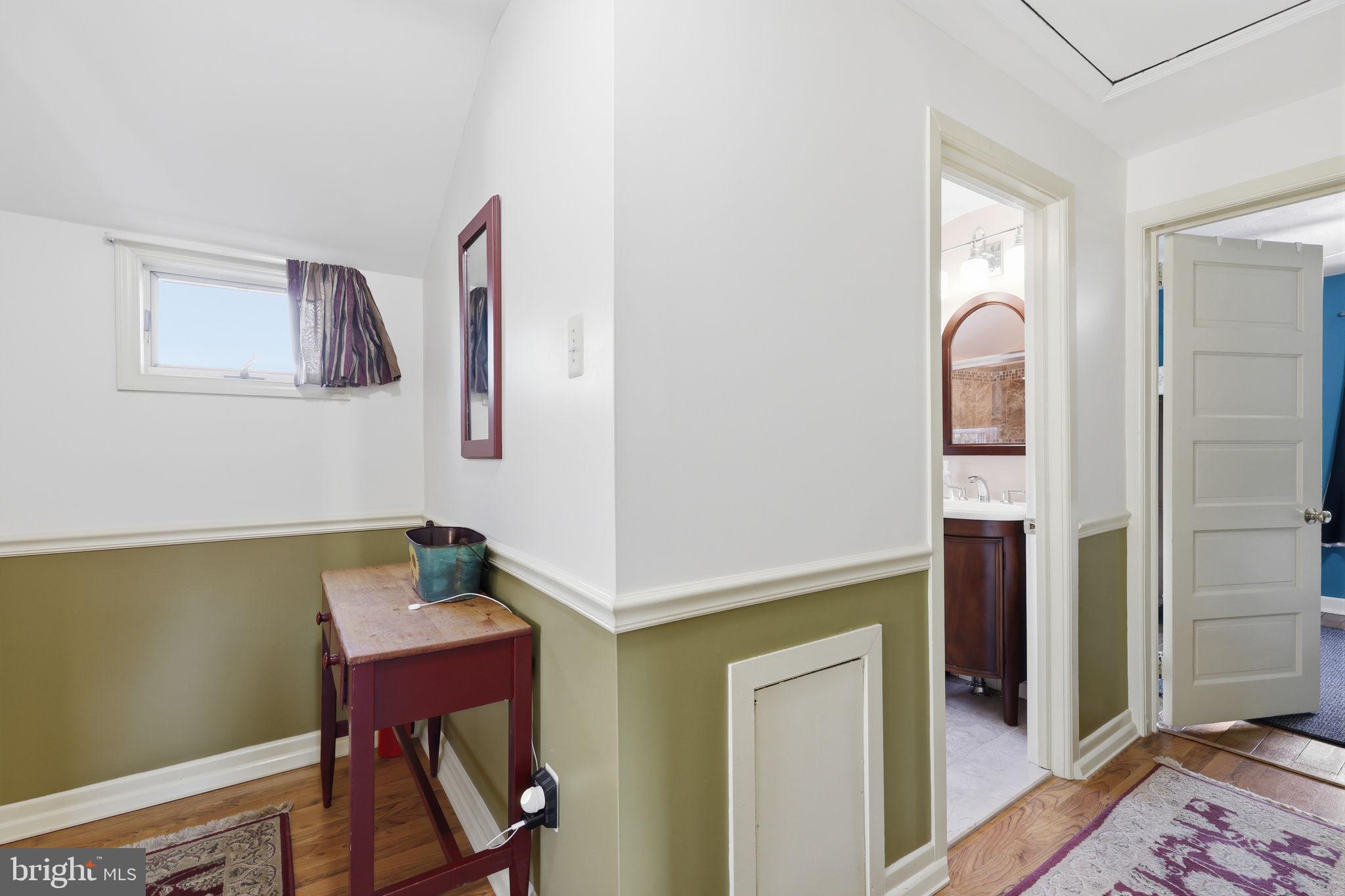 SOUTHAMPTON HGHTS - Residential