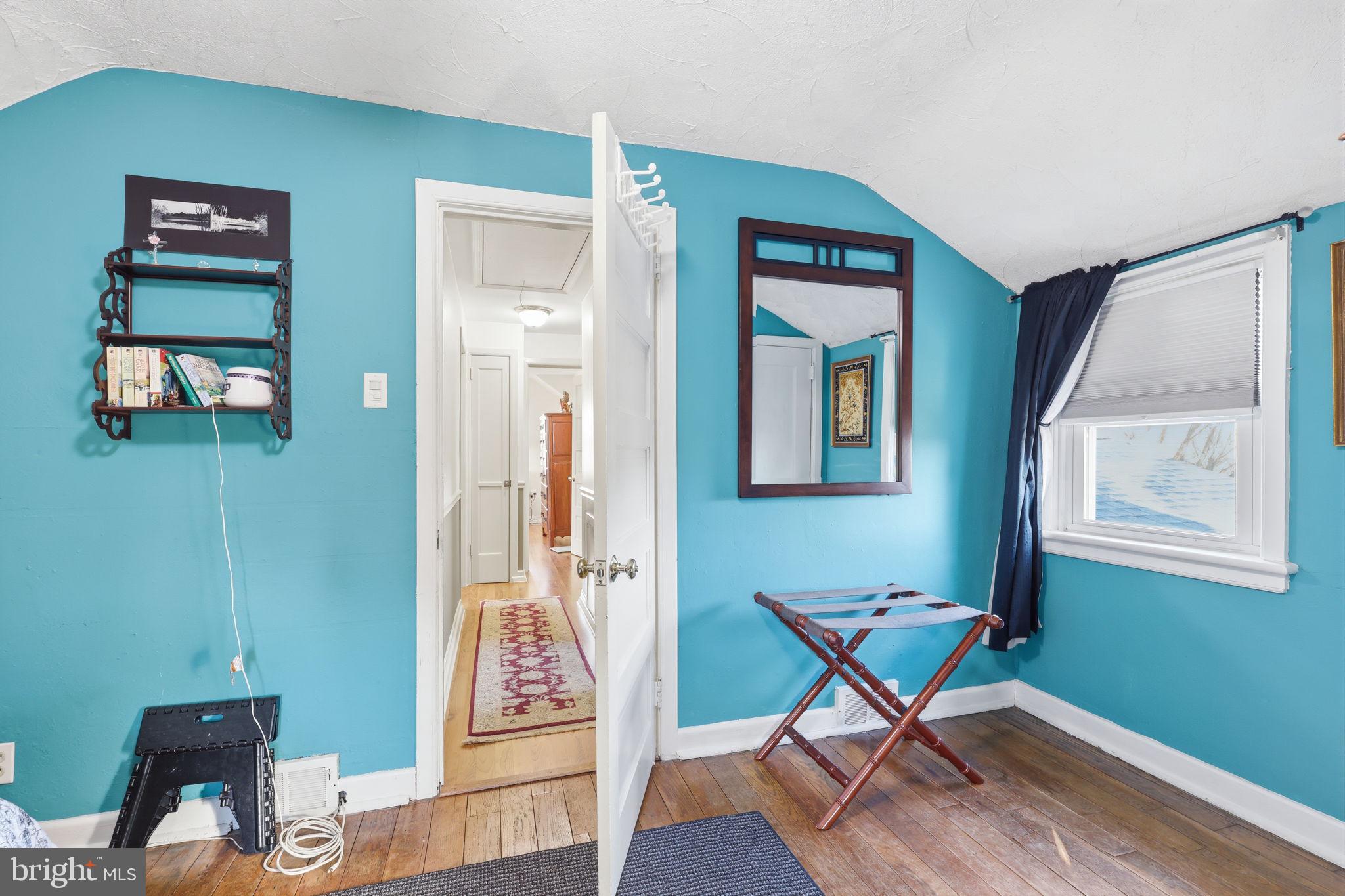 SOUTHAMPTON HGHTS - Residential