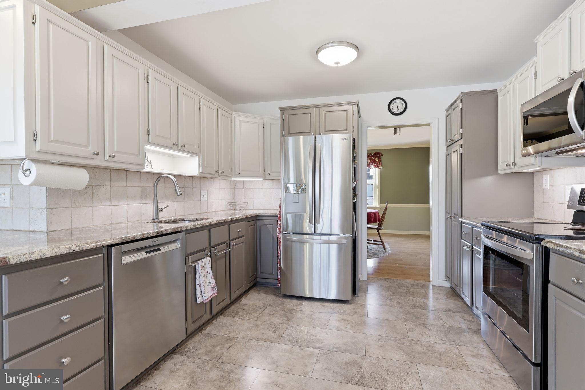 SOUTHAMPTON HGHTS - Residential