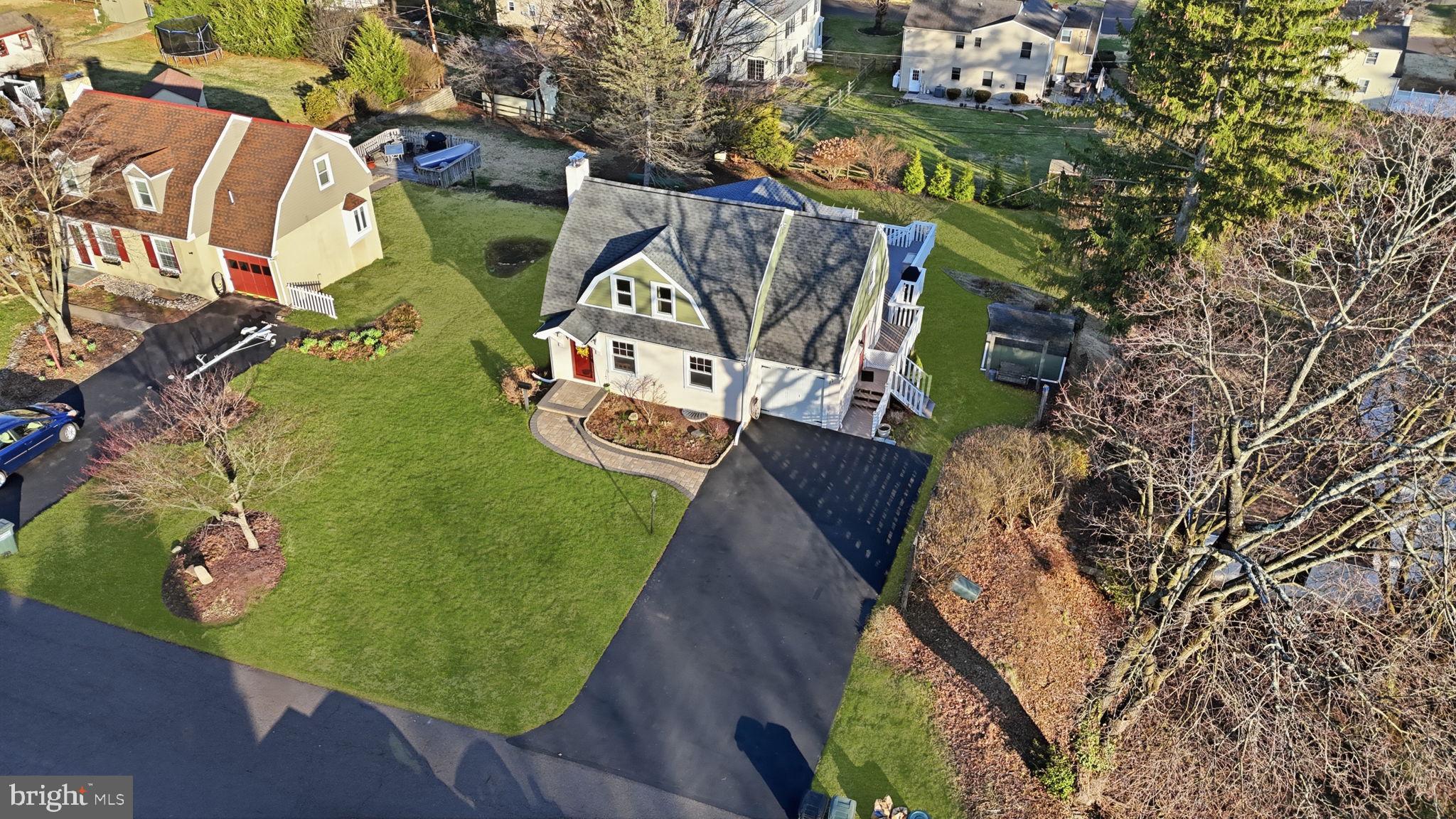 SOUTHAMPTON HGHTS - Residential