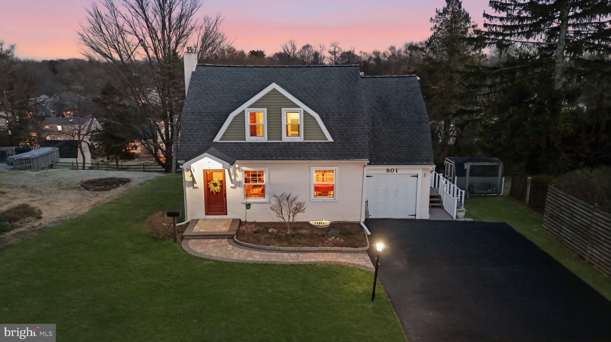 SOUTHAMPTON HGHTS - Residential