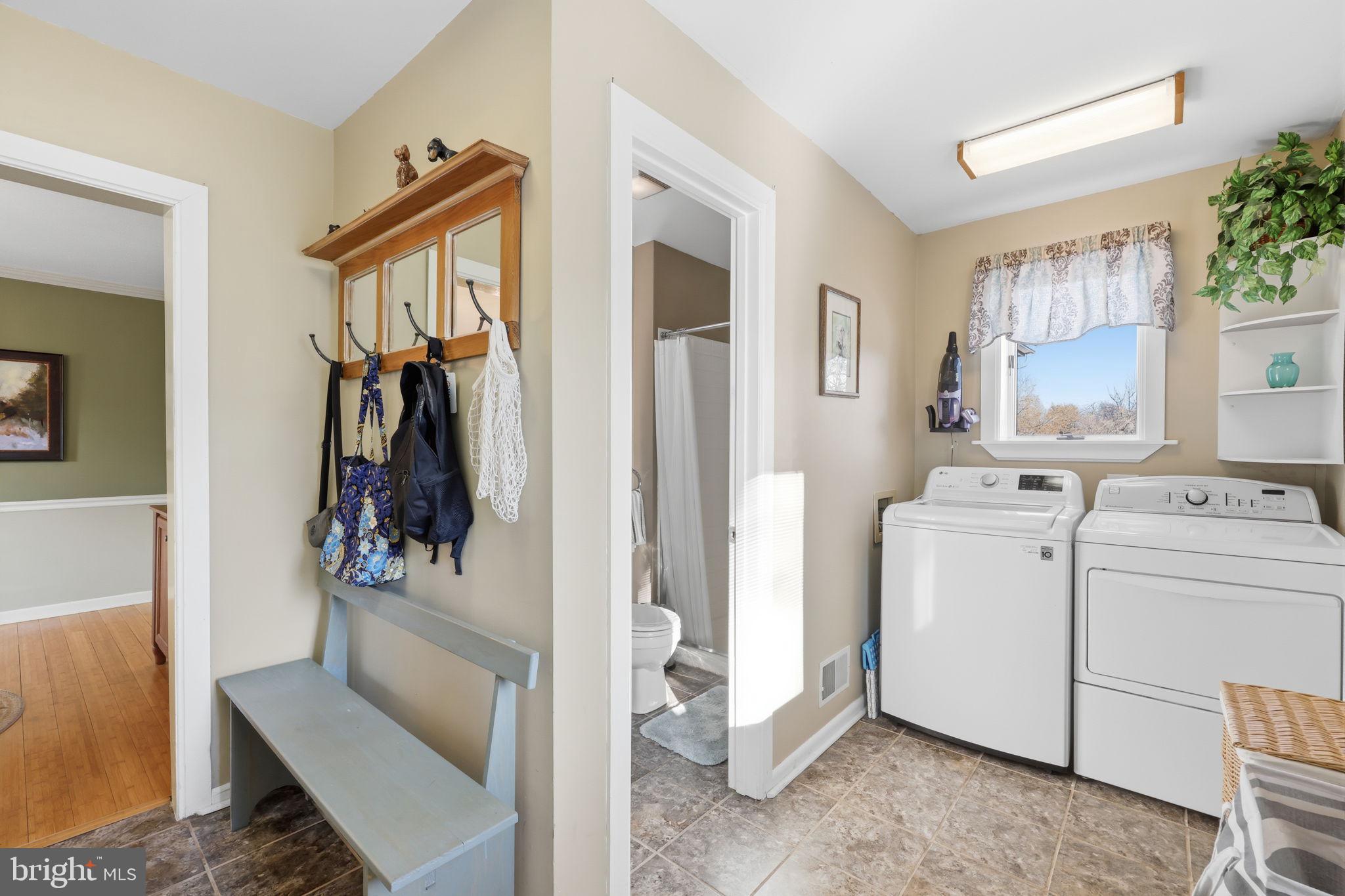 SOUTHAMPTON HGHTS - Residential