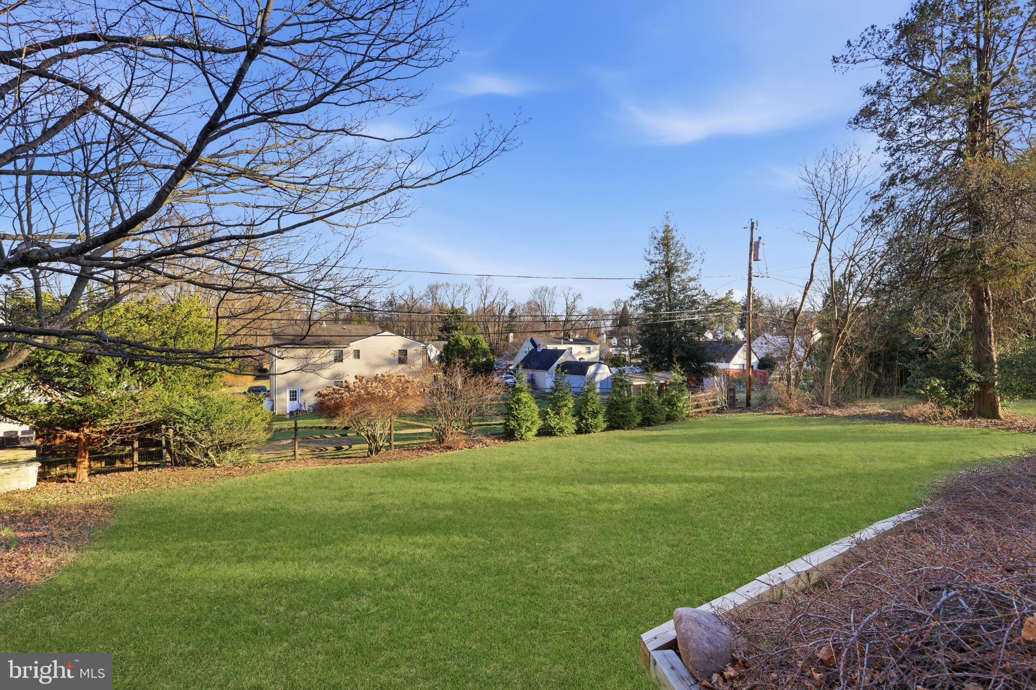 SOUTHAMPTON HGHTS - Residential