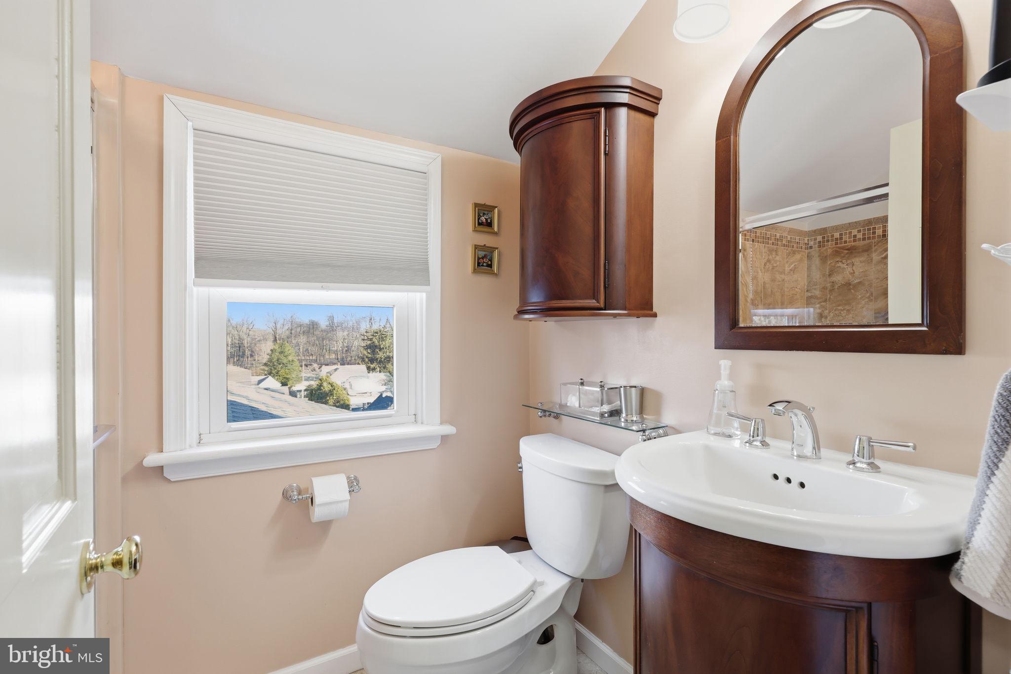 SOUTHAMPTON HGHTS - Residential