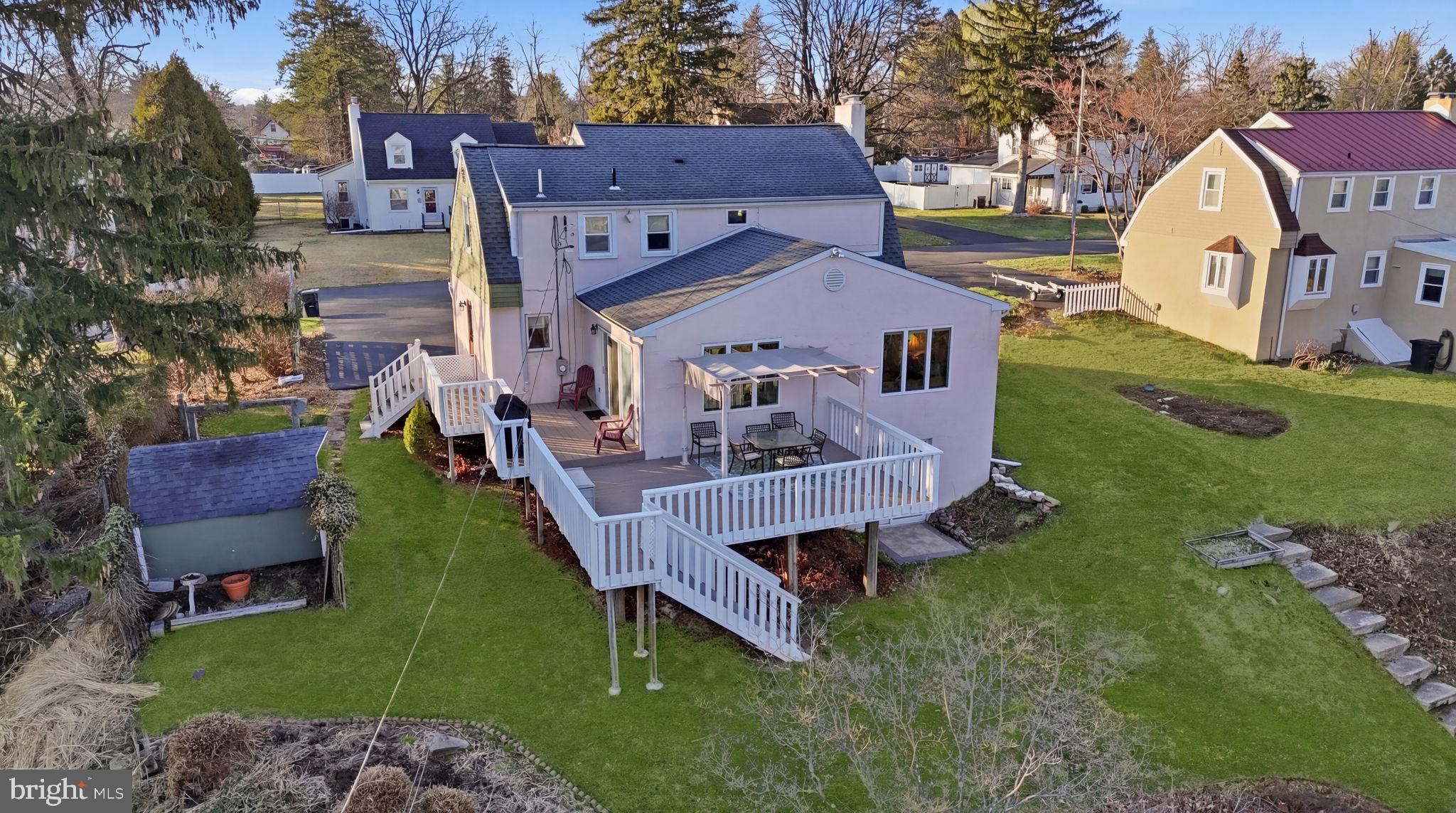 SOUTHAMPTON HGHTS - Residential