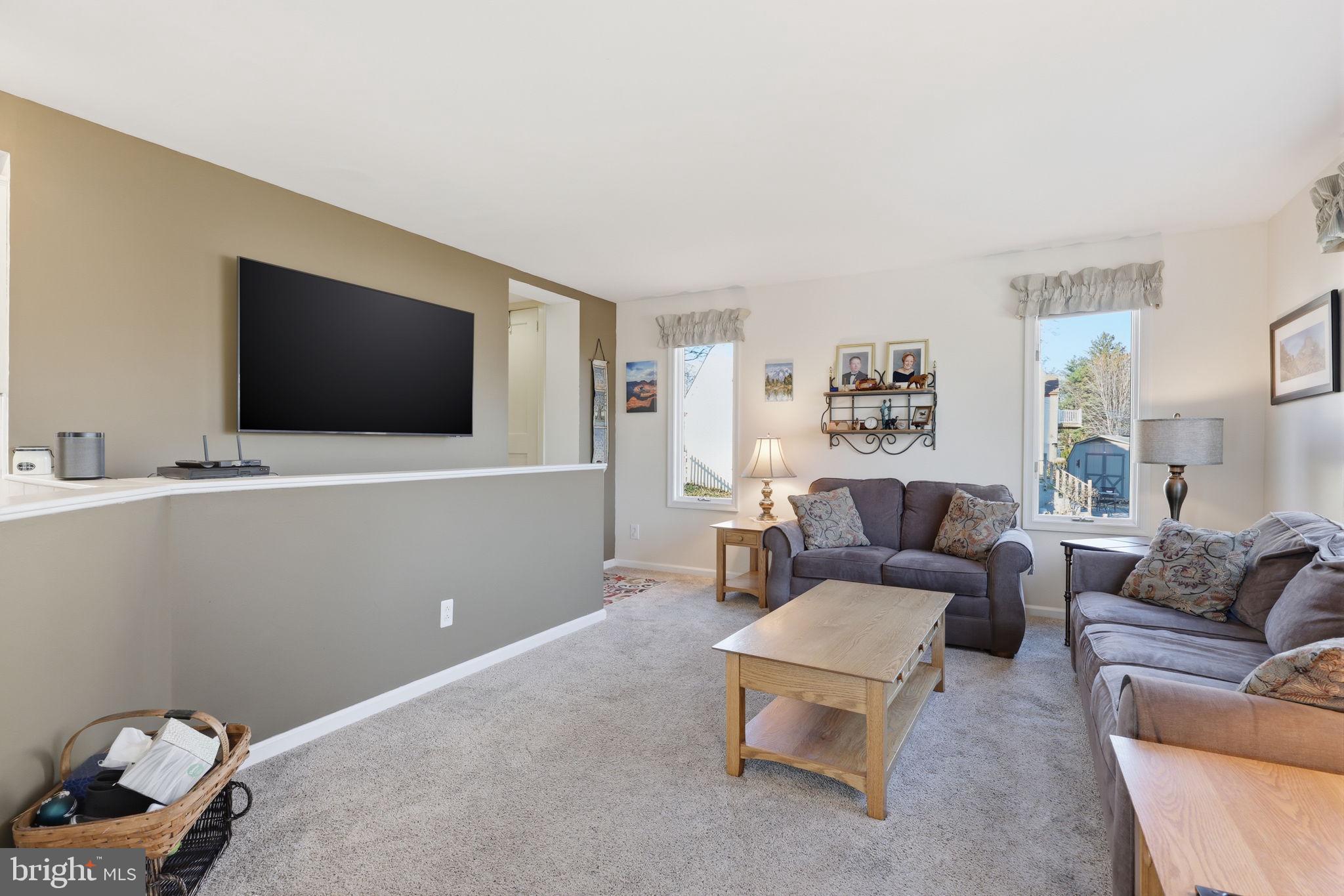 SOUTHAMPTON HGHTS - Residential