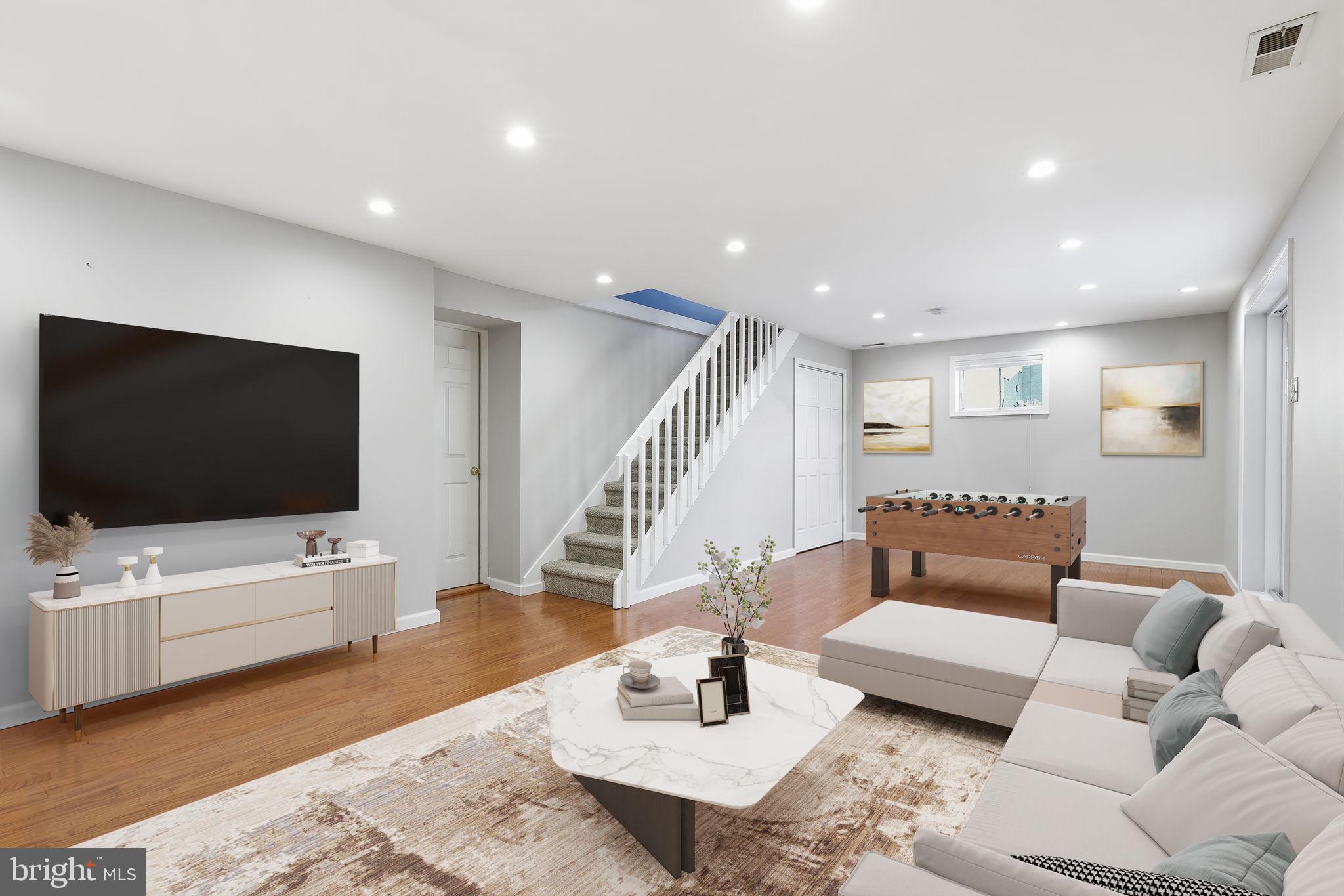 SOUTHAMPTON HGHTS - Residential