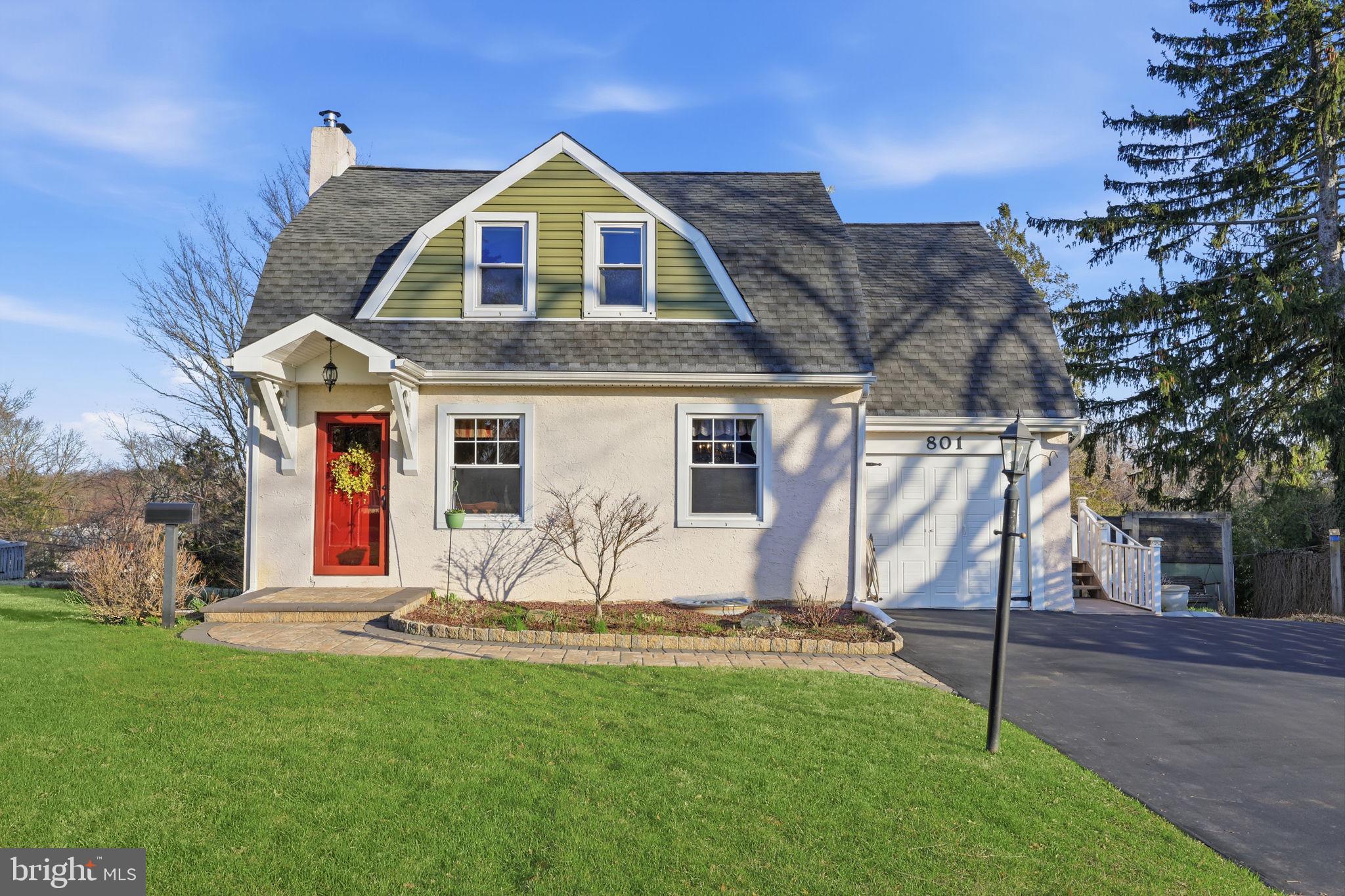 SOUTHAMPTON HGHTS - Residential