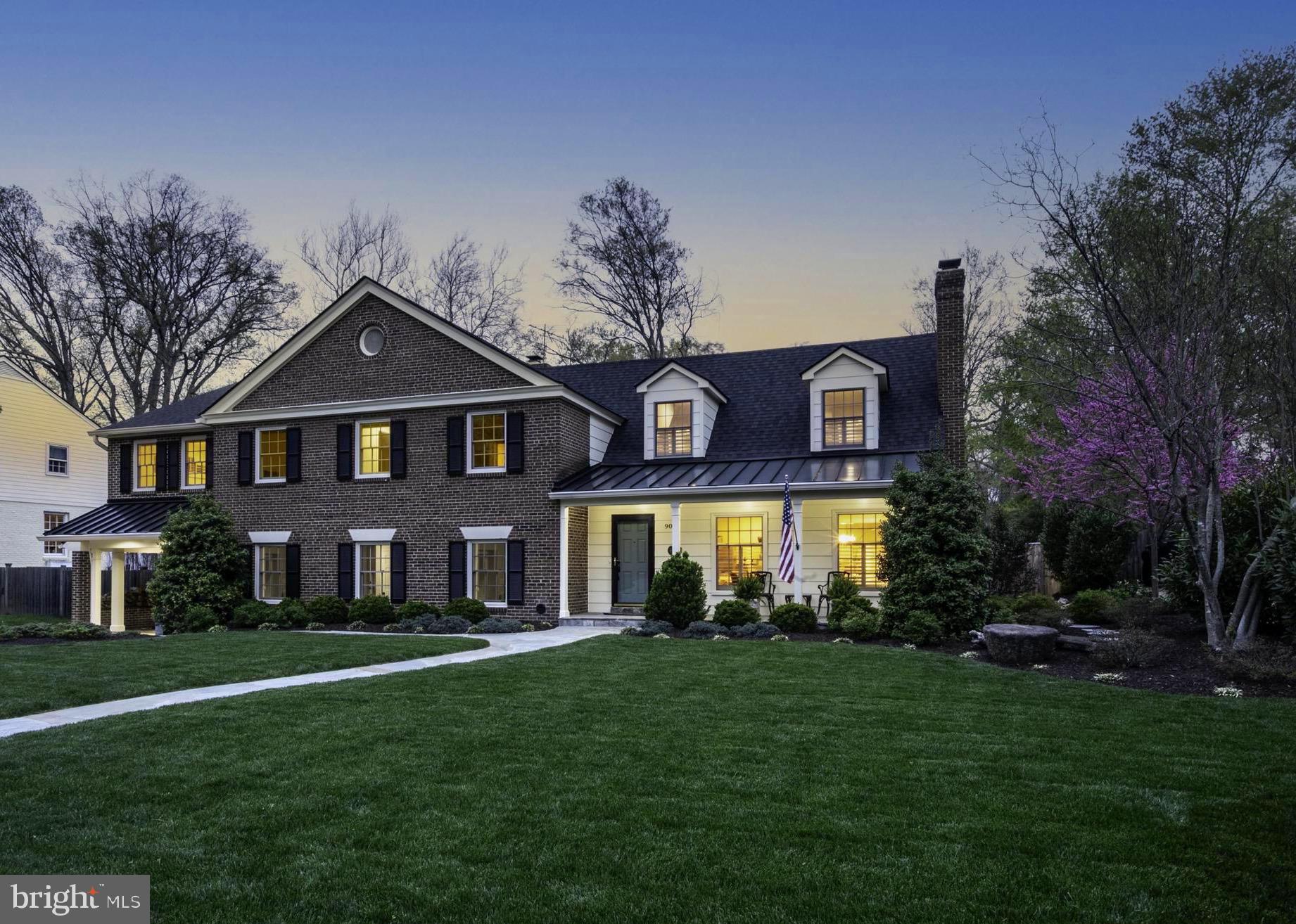 WAYNEWOOD - Residential