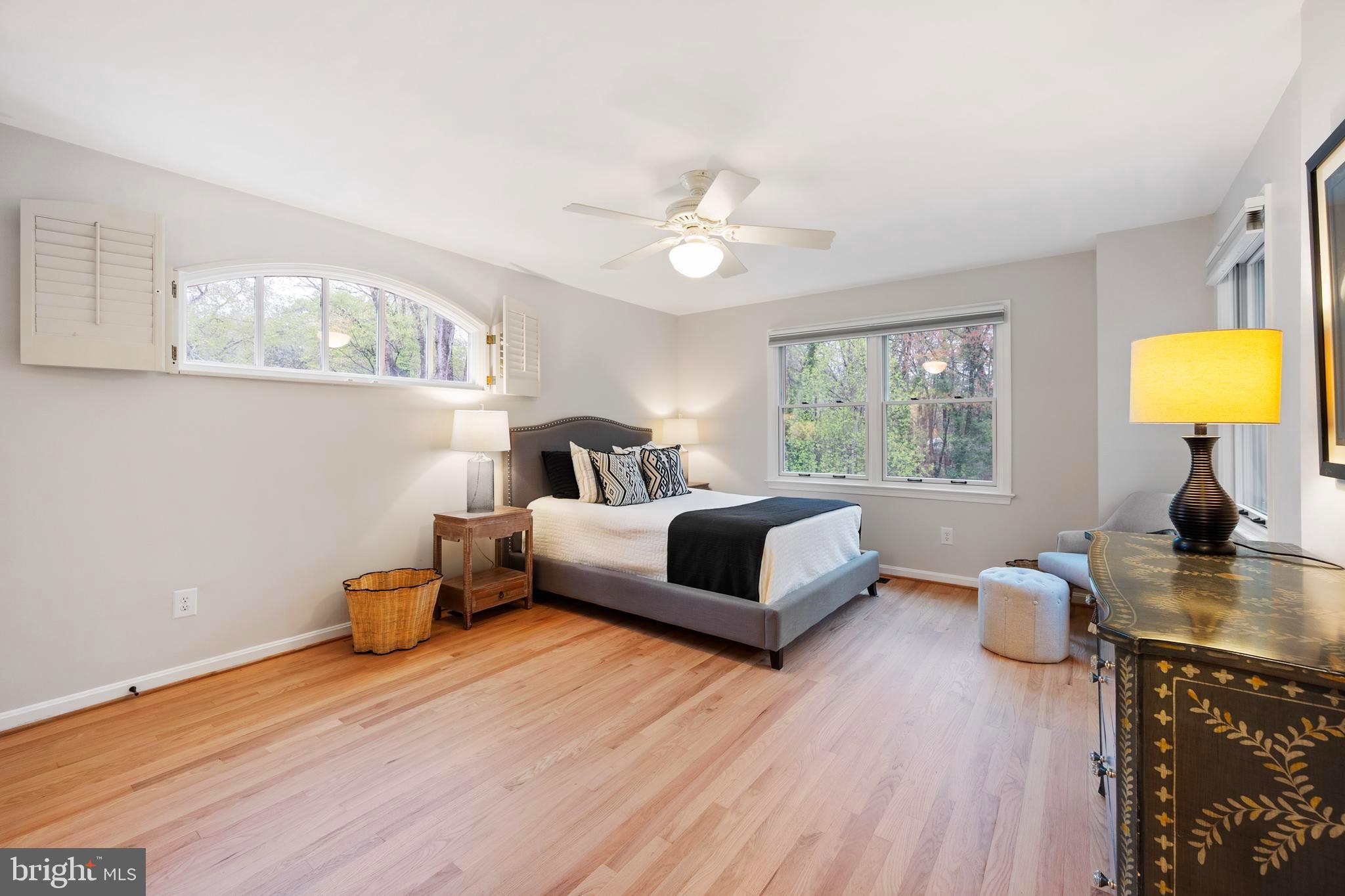 WAYNEWOOD - Residential