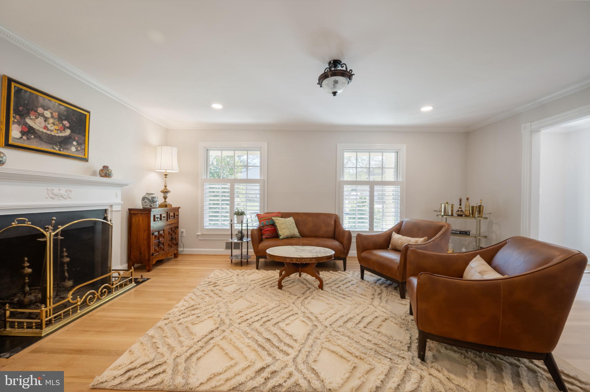 WAYNEWOOD - Residential