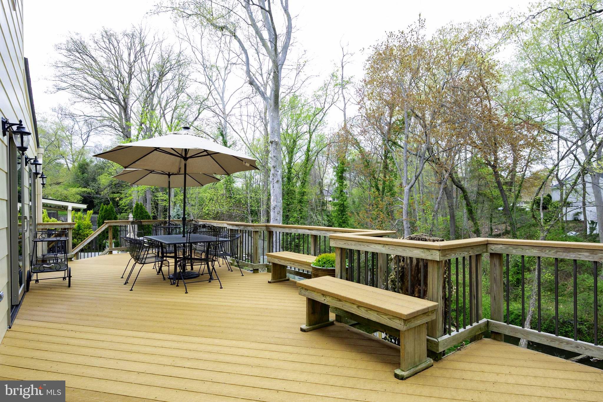 WAYNEWOOD - Residential