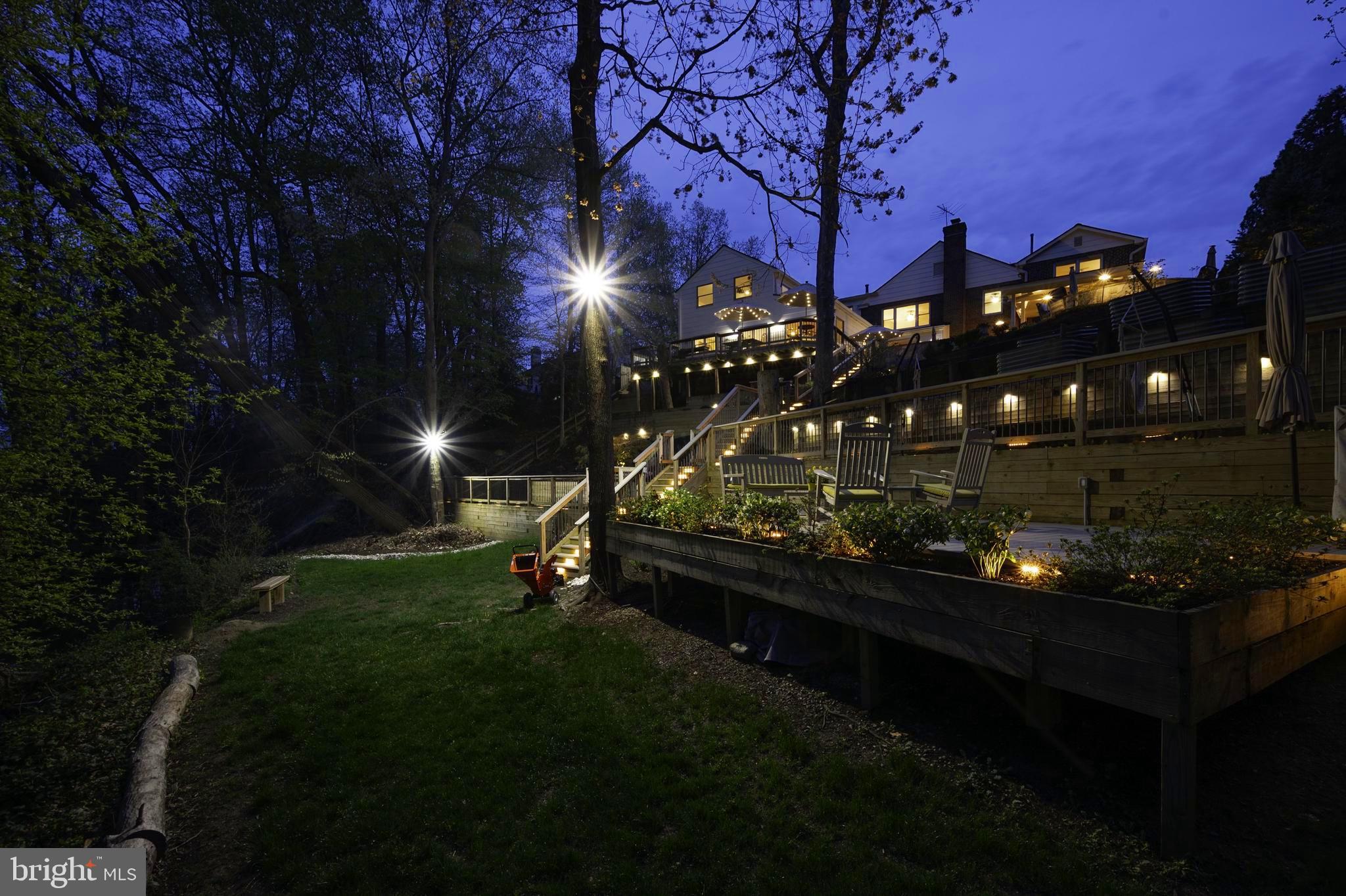 WAYNEWOOD - Residential