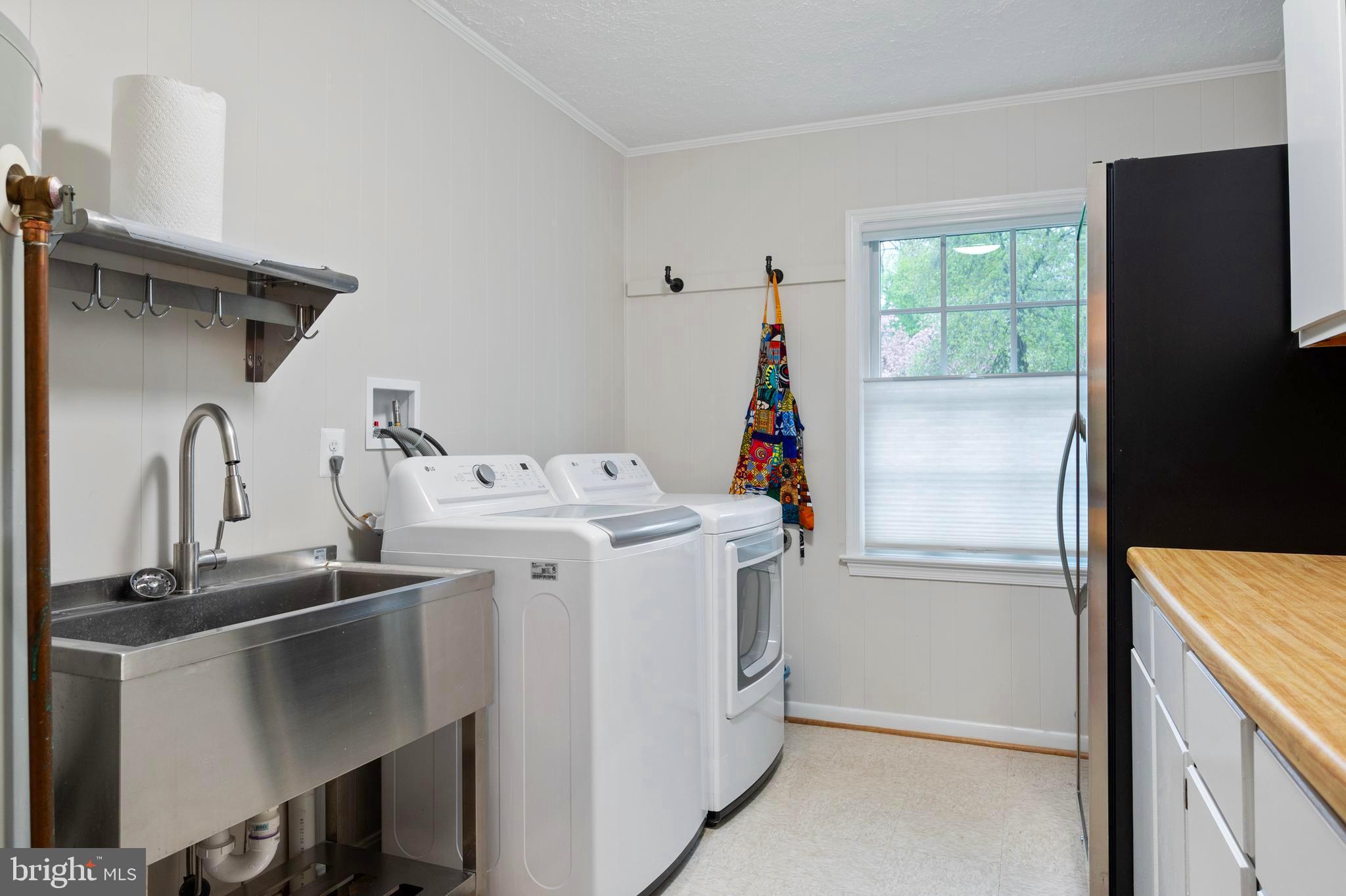 WAYNEWOOD - Residential