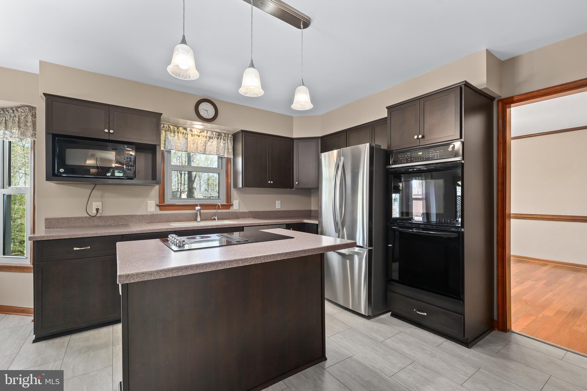 VISTA WOODS - Residential