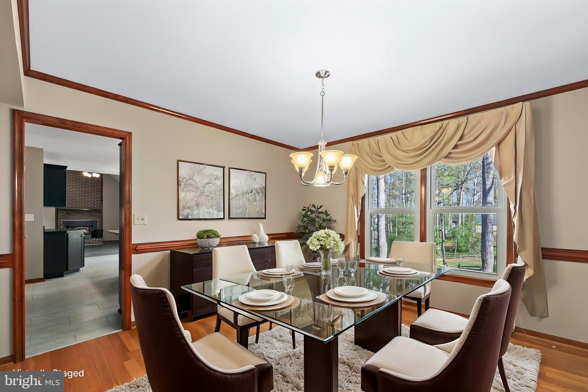 VISTA WOODS - Residential