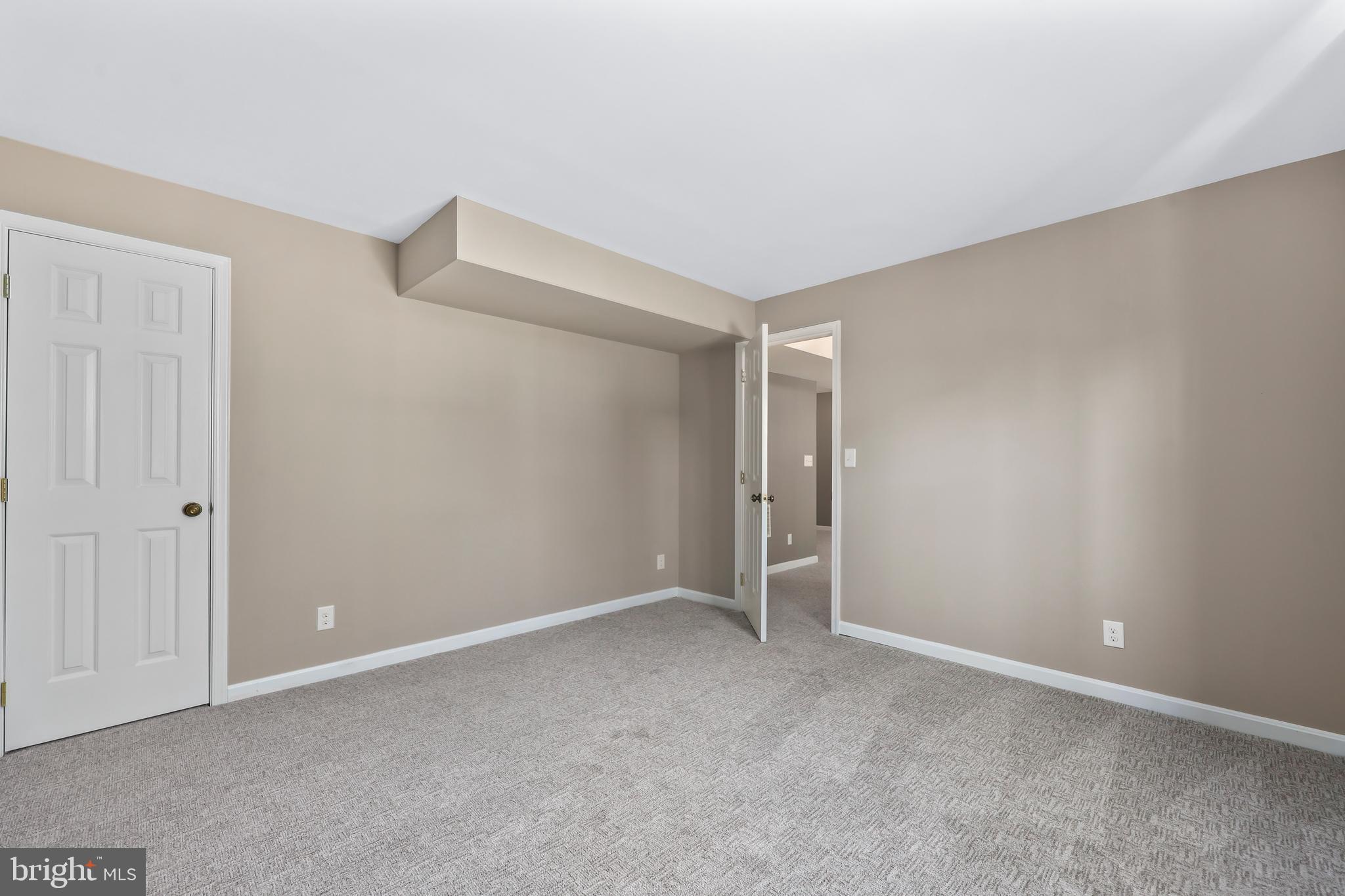 VISTA WOODS - Residential