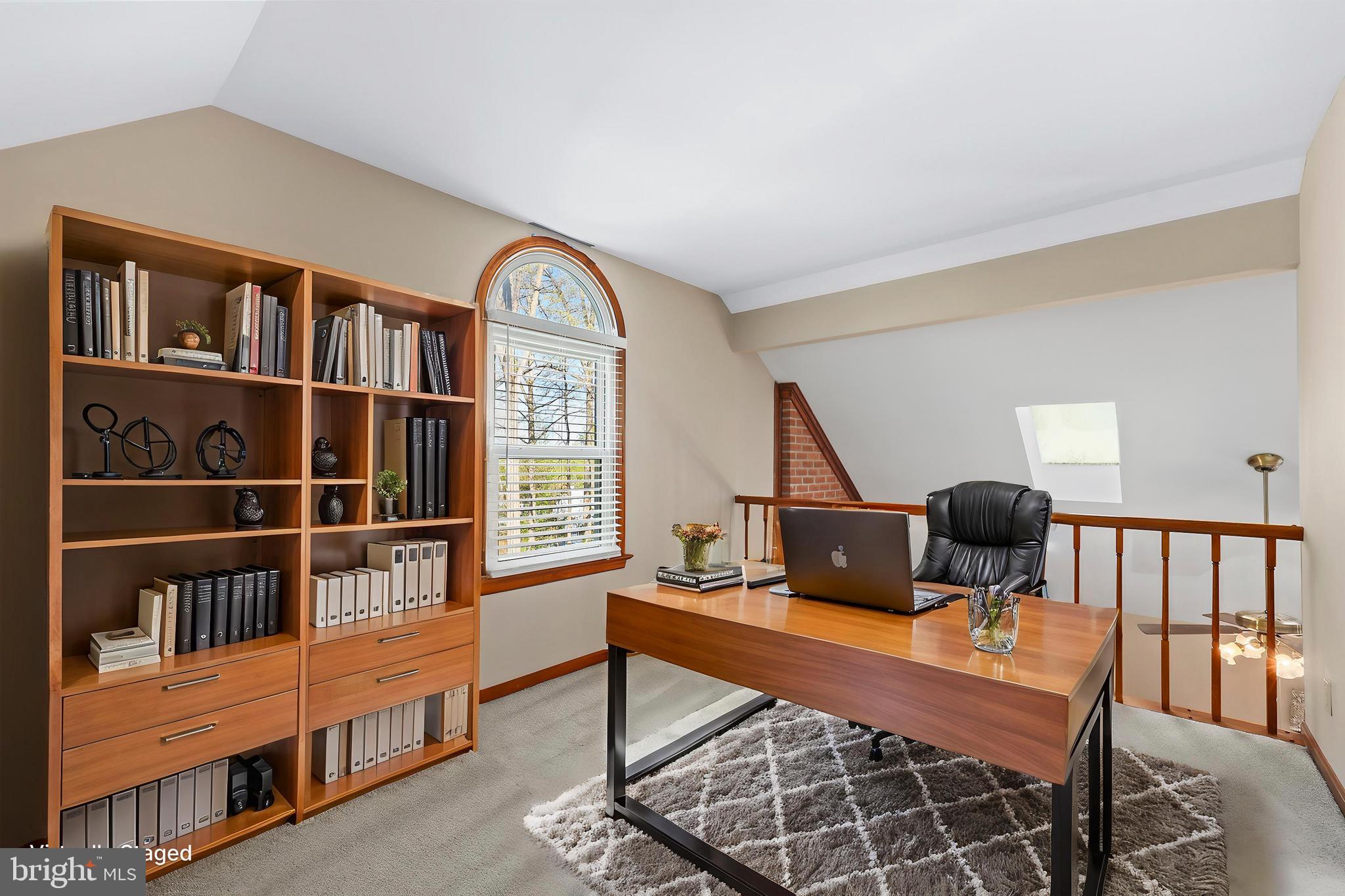 VISTA WOODS - Residential