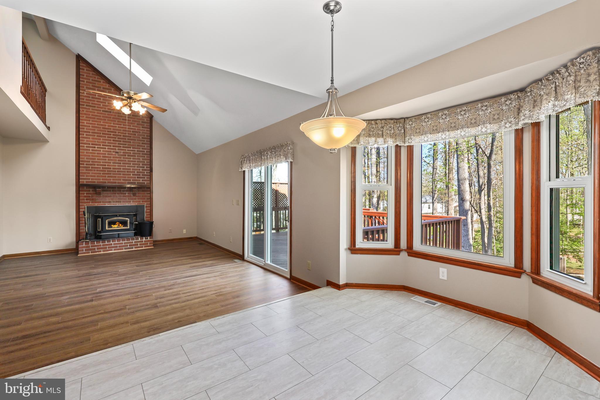 VISTA WOODS - Residential