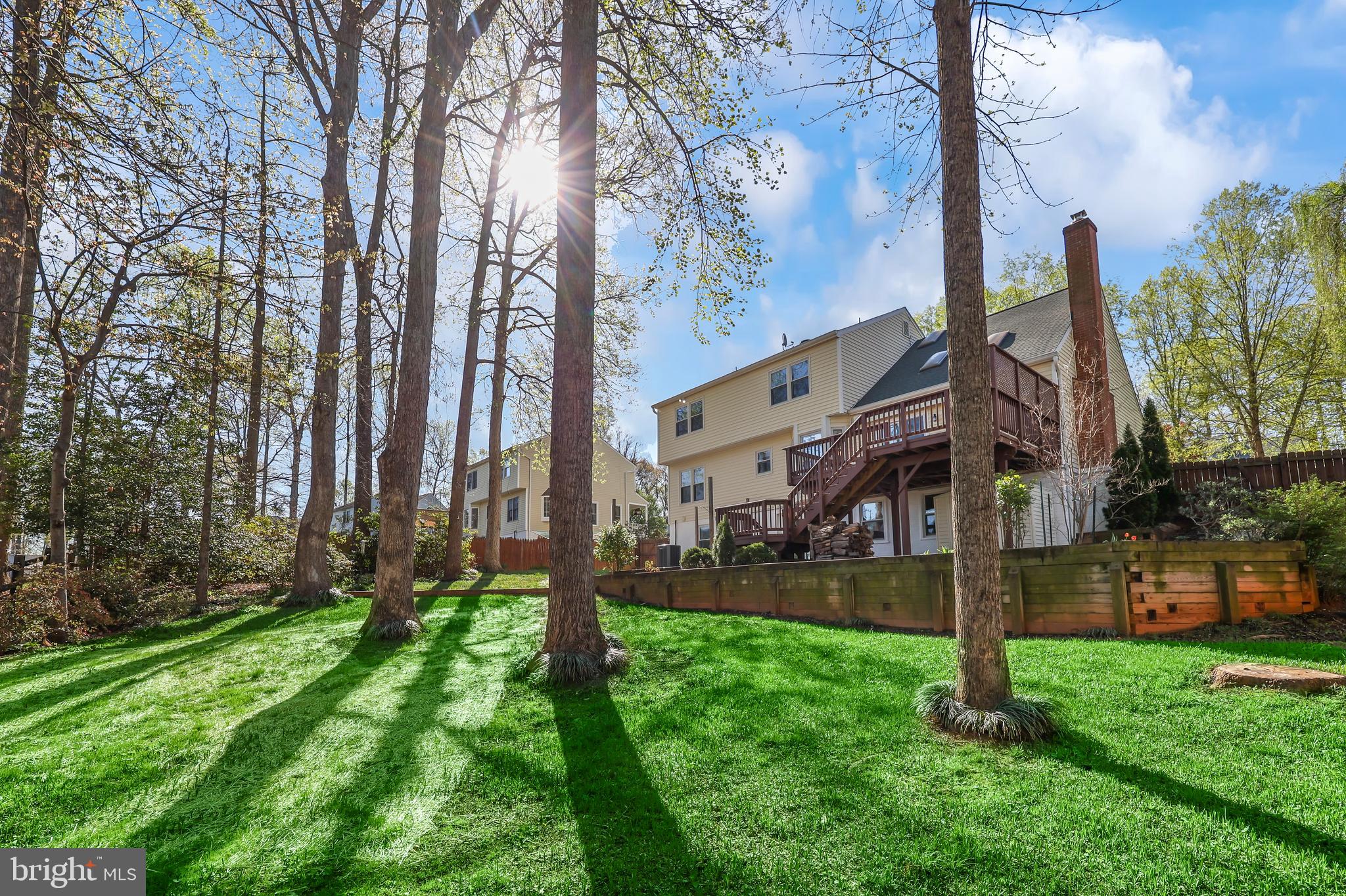 VISTA WOODS - Residential