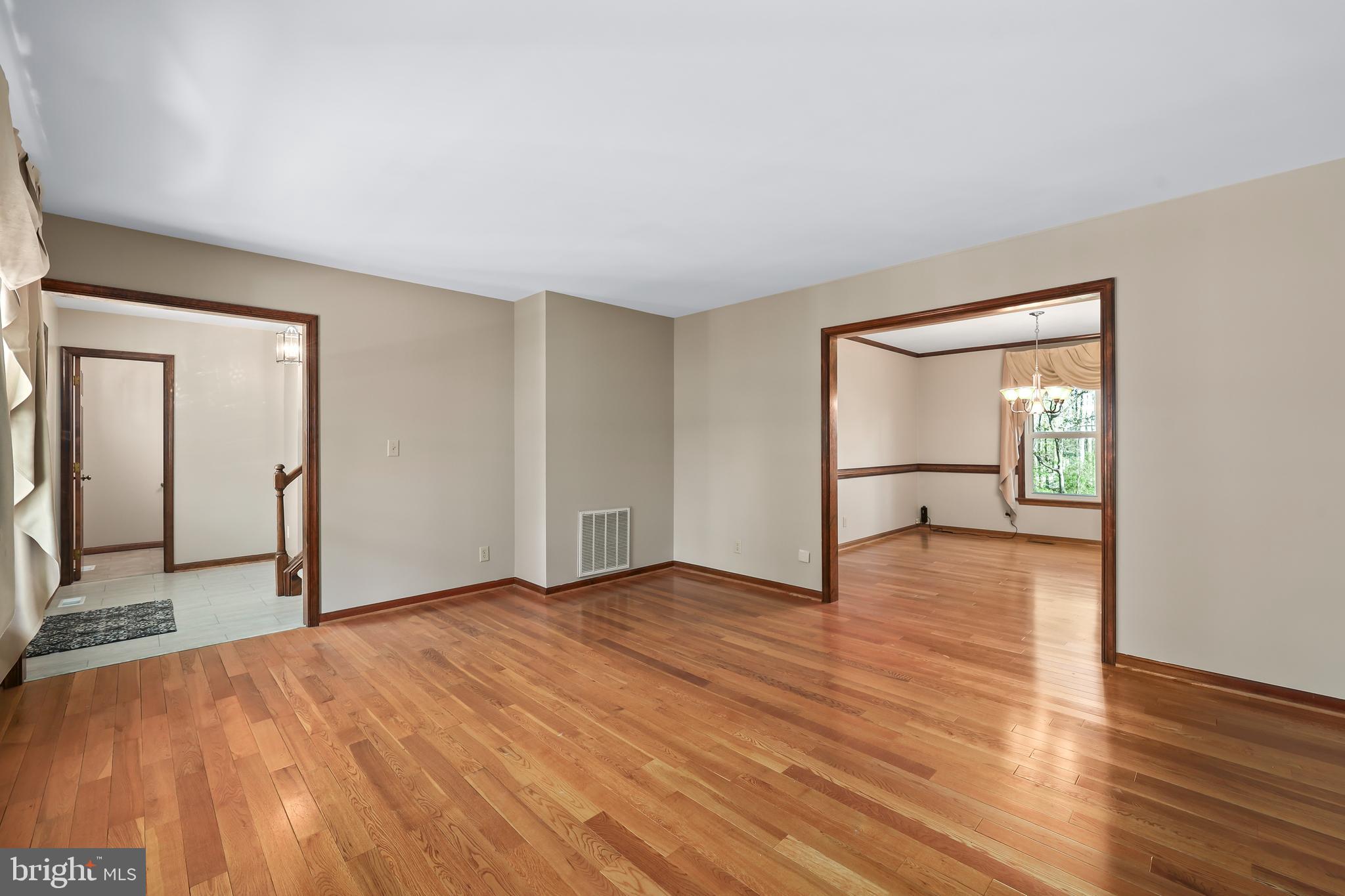 VISTA WOODS - Residential