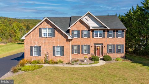 108 HIGHLAND COURT DOUGLASSVILLE PA 19518
